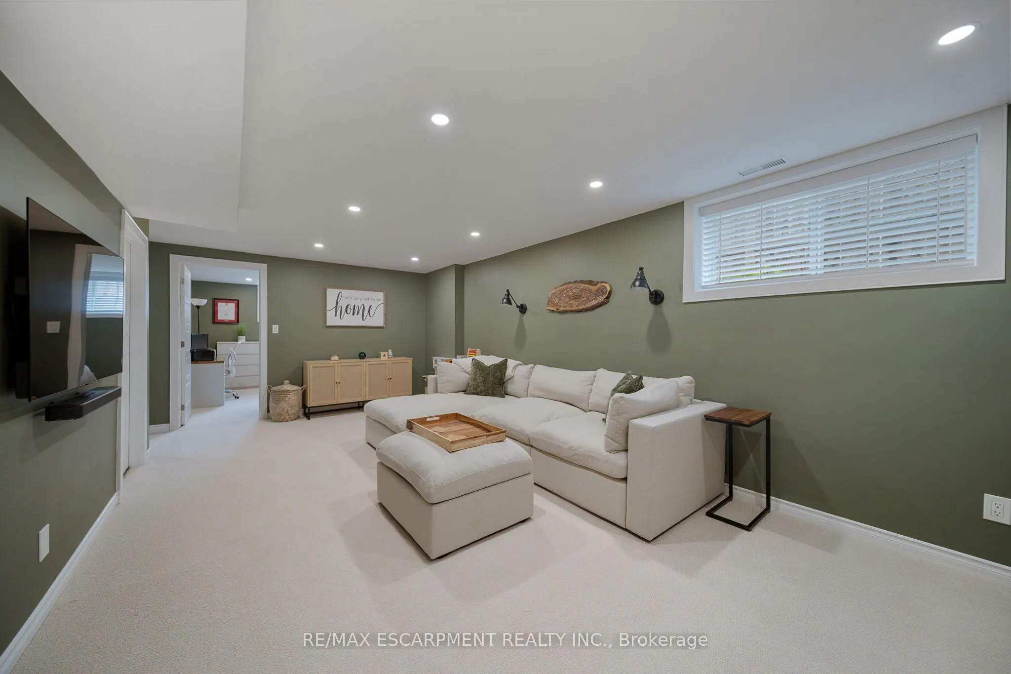4 Basswood Road
