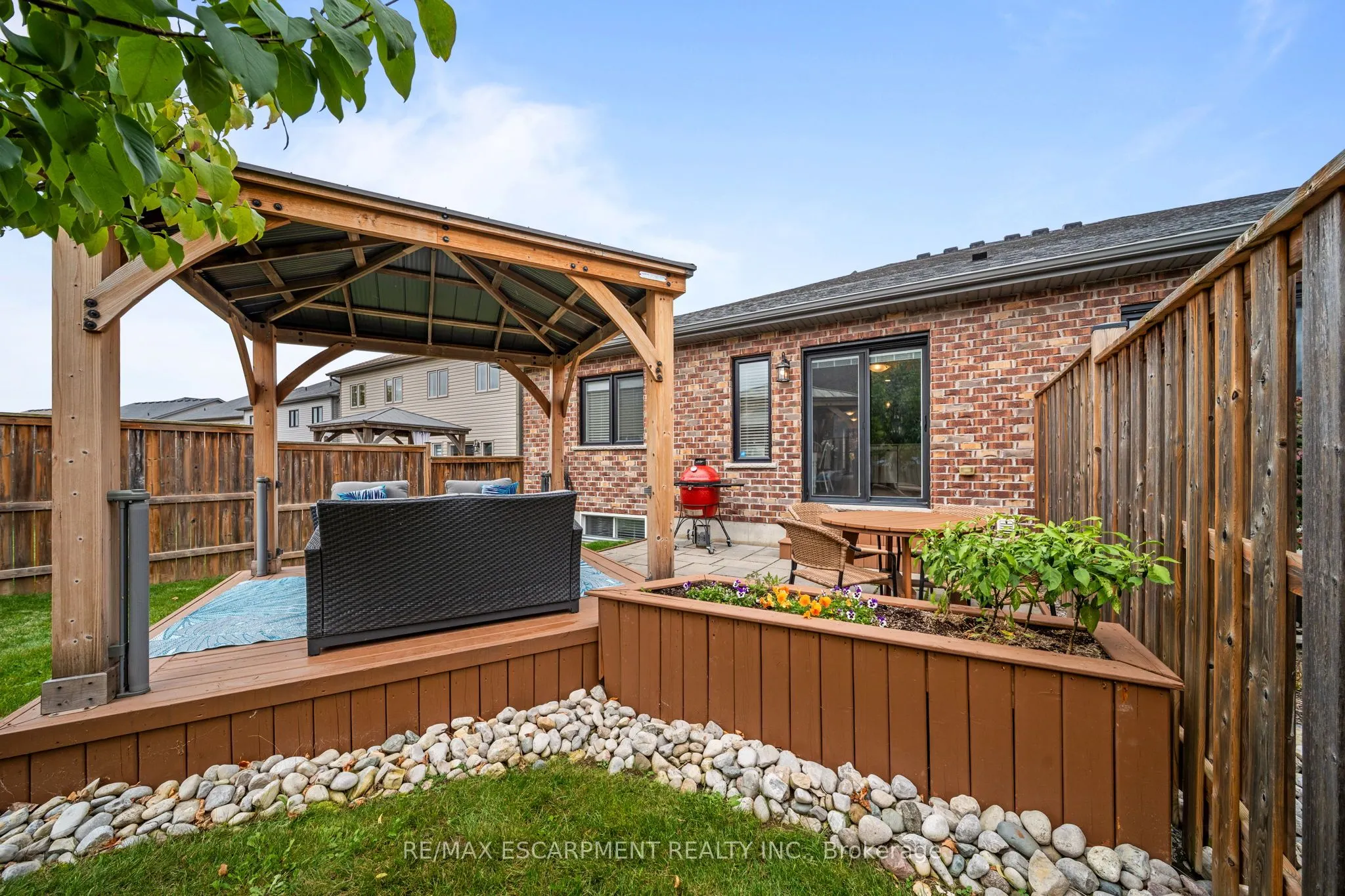 4 Basswood Road