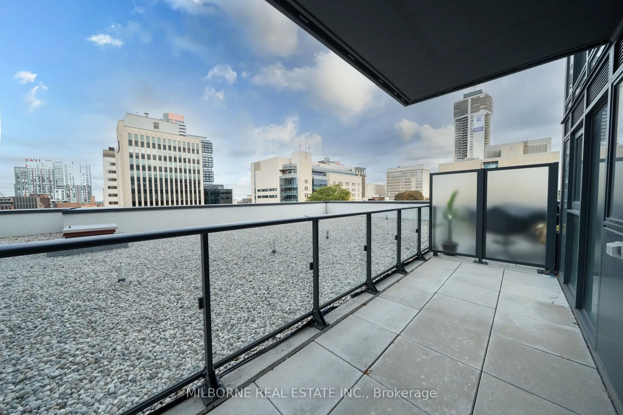 75 James Street S #513