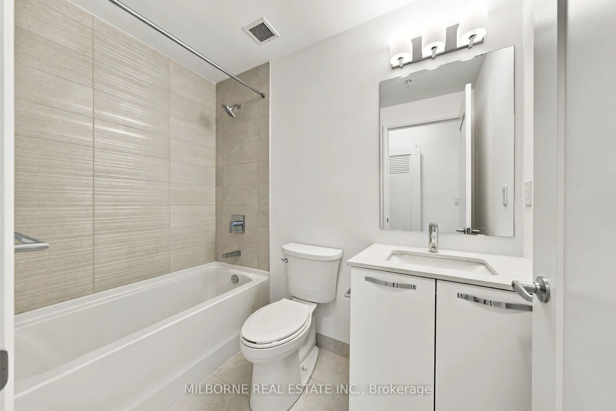 75 James Street S #513