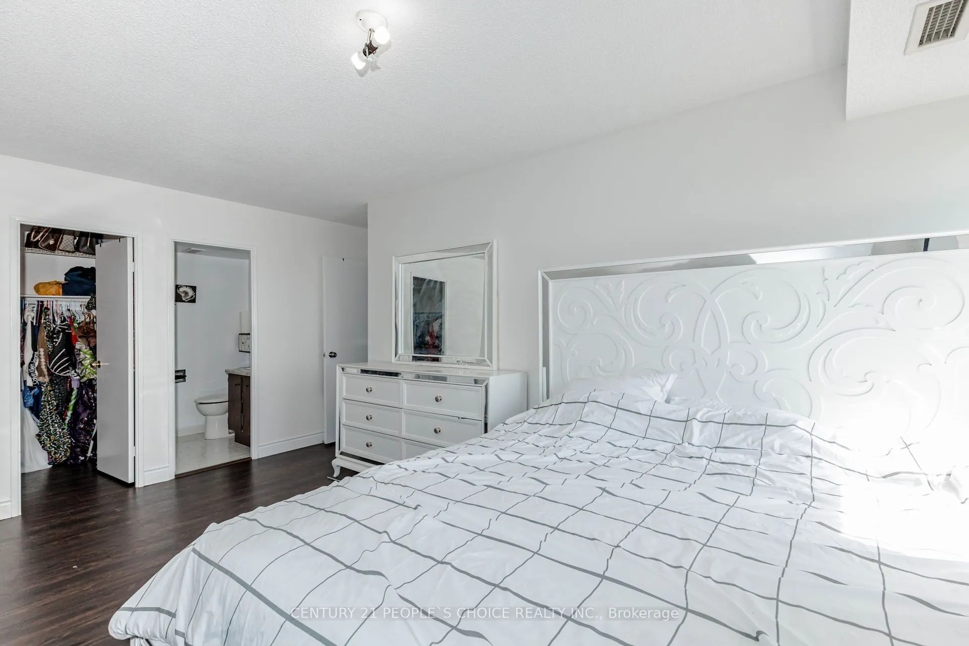 301 FRANCES Avenue #1203