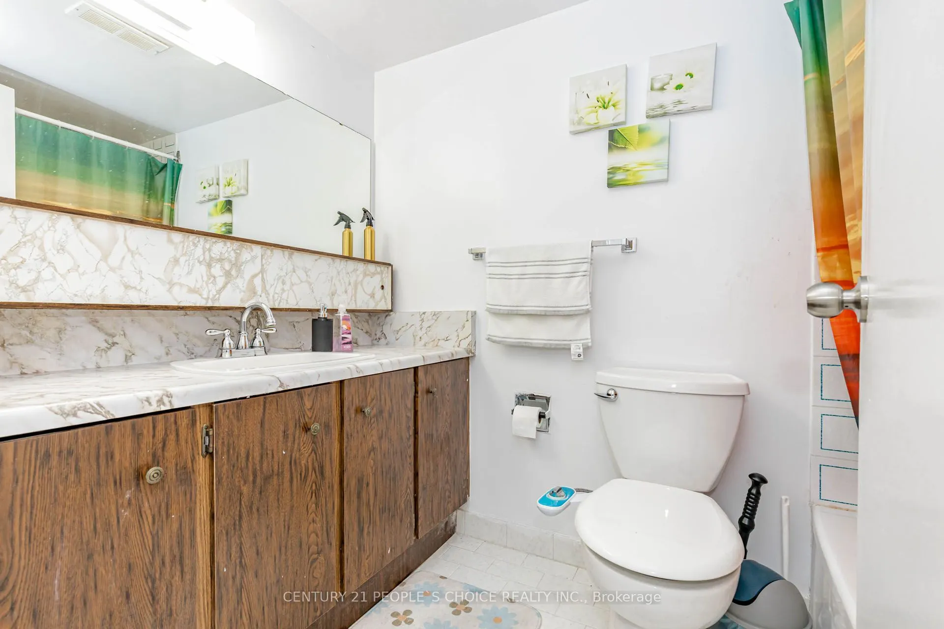 301 FRANCES Avenue #1203