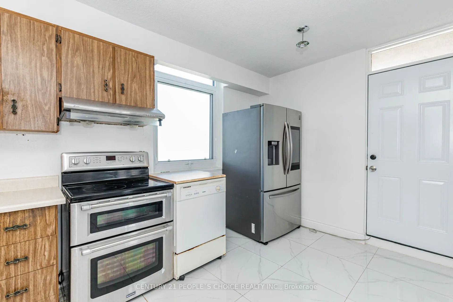 301 FRANCES Avenue #1203