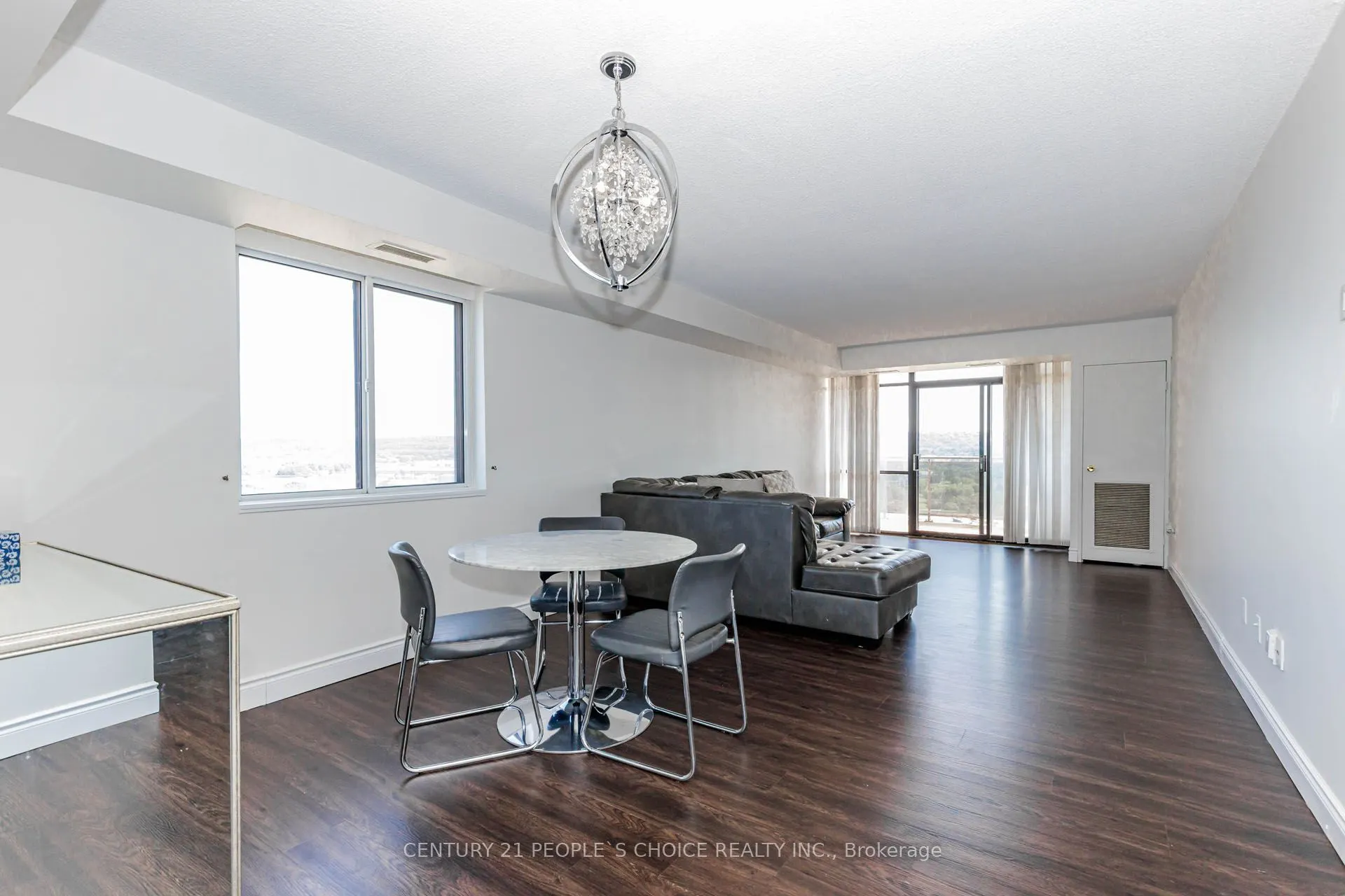 301 FRANCES Avenue #1203