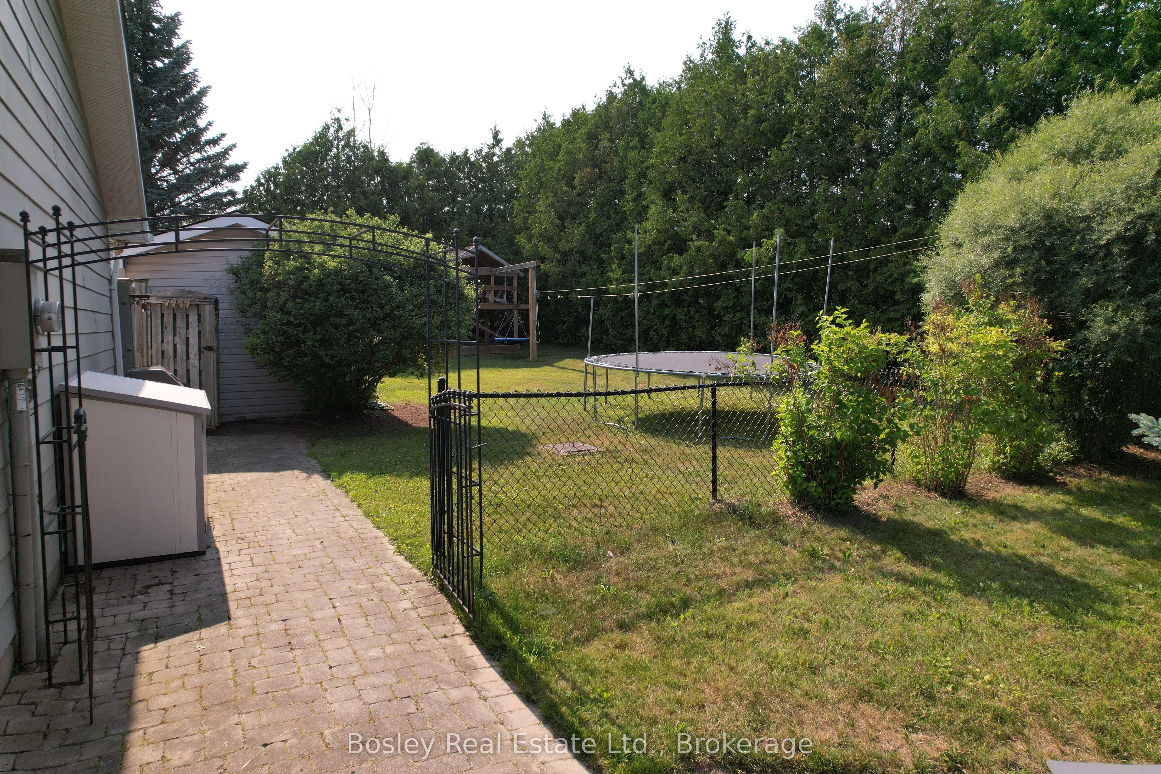 357190 The Blue Mountain Meaford Townline