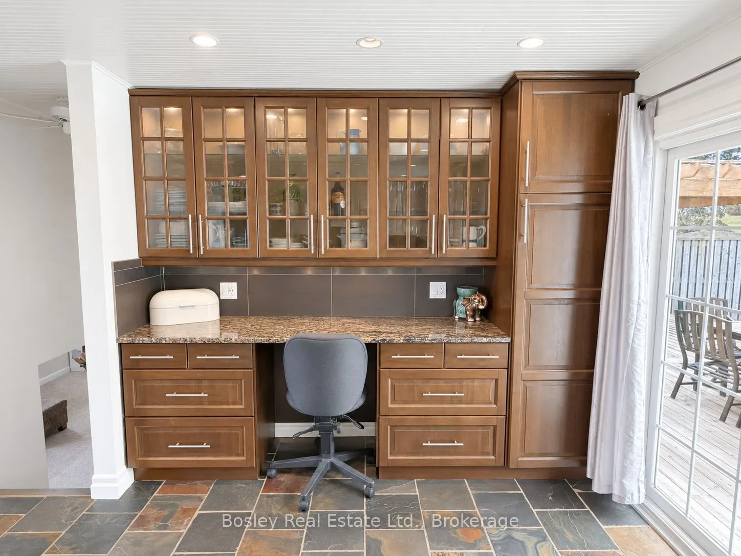357190 The Blue Mountain Meaford Townline
