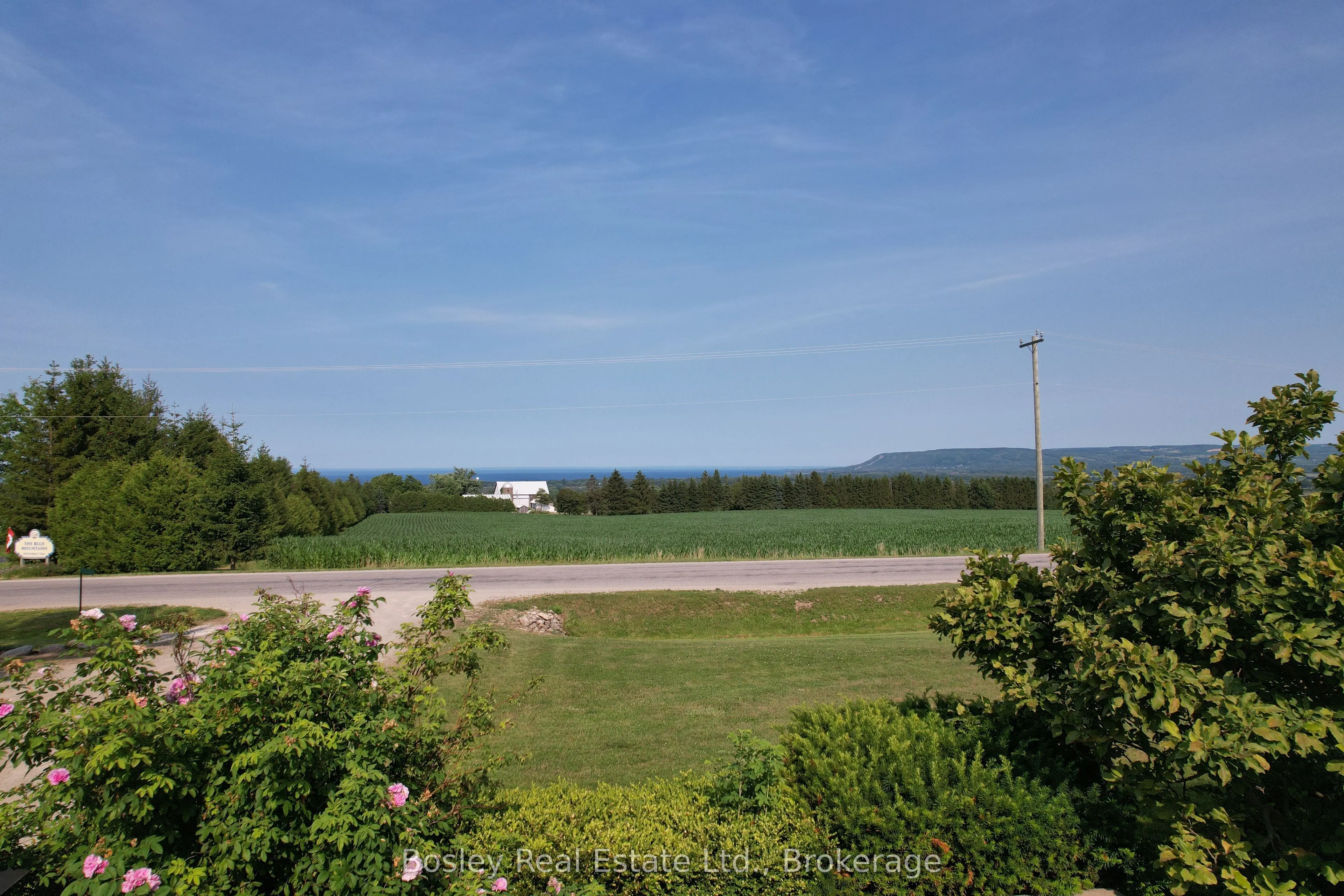 357190 The Blue Mountain Meaford Townline