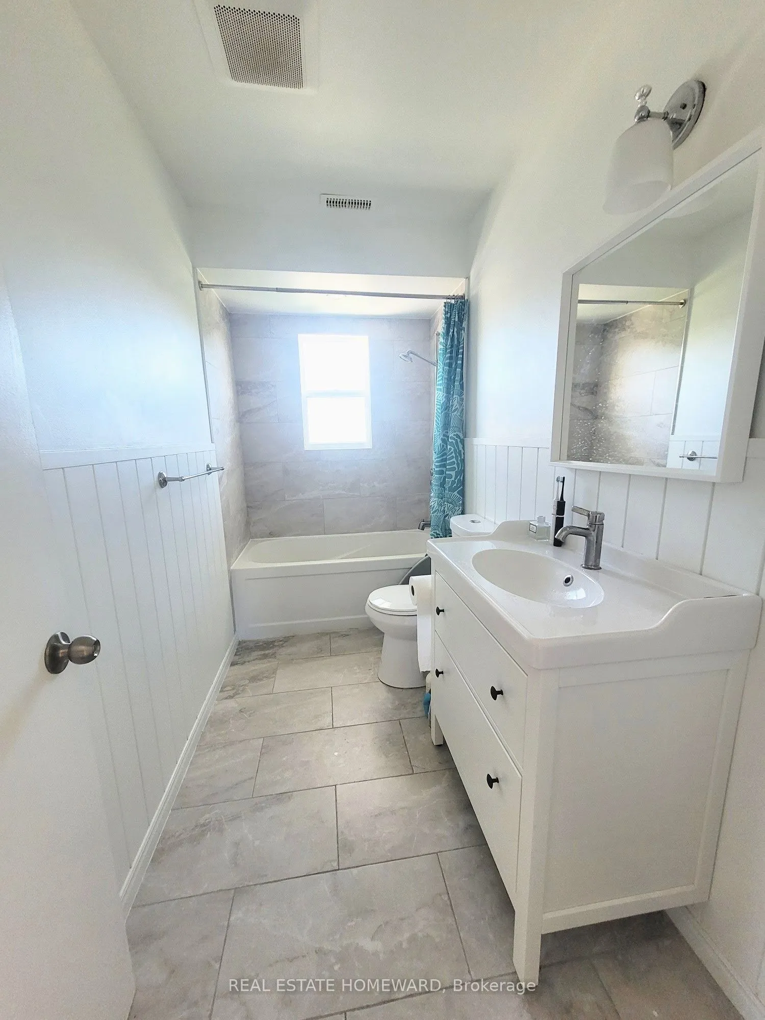 228 East 25th Street