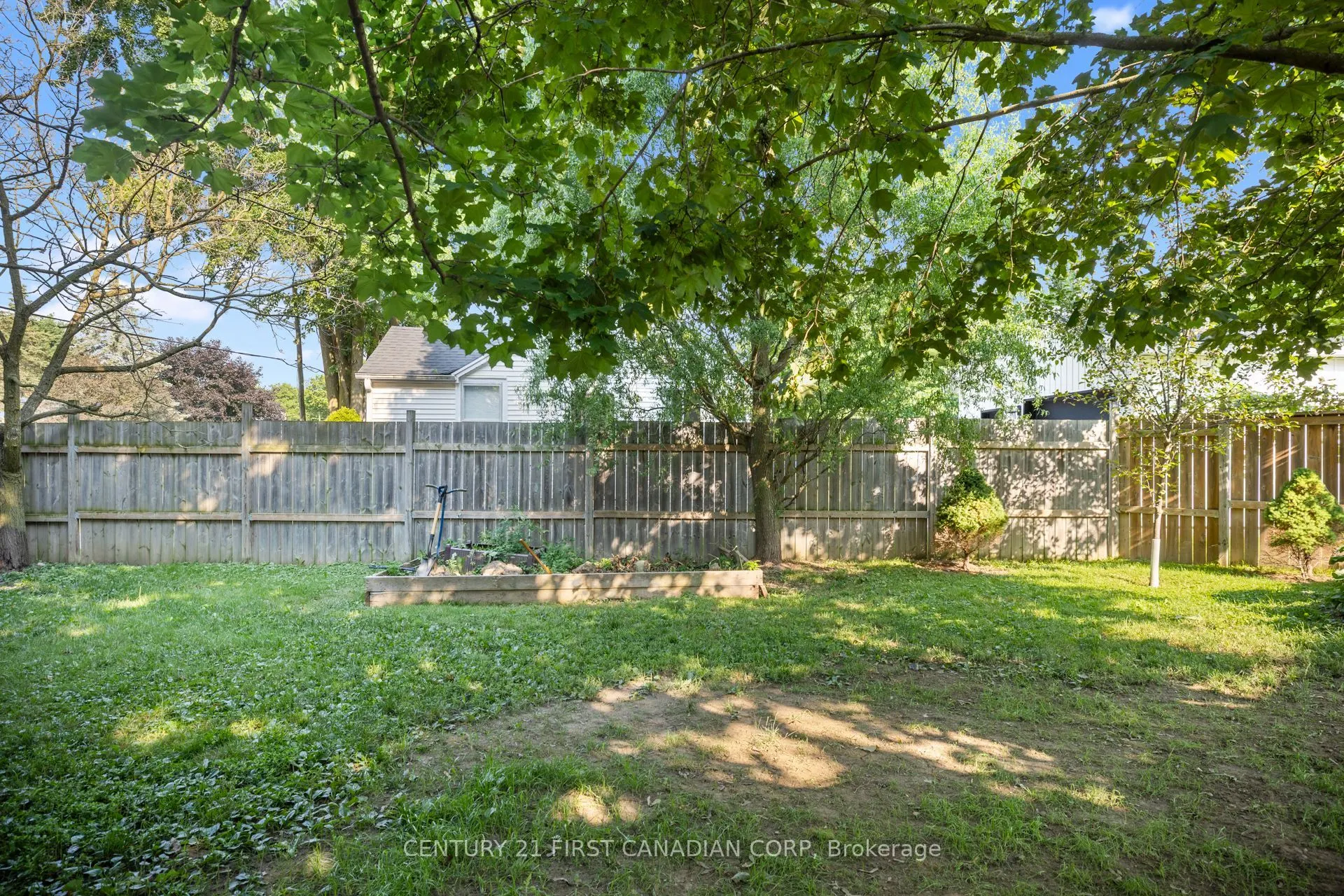 279 Oak Street