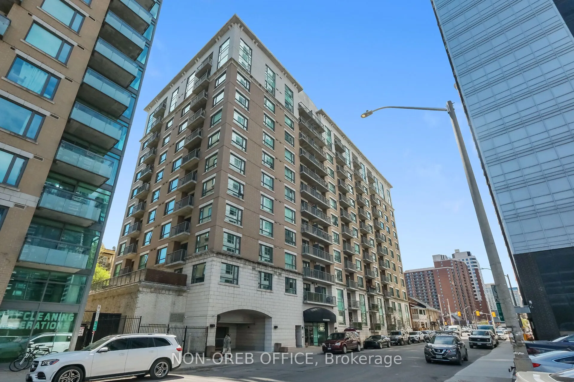 200 BESSERER Street #512