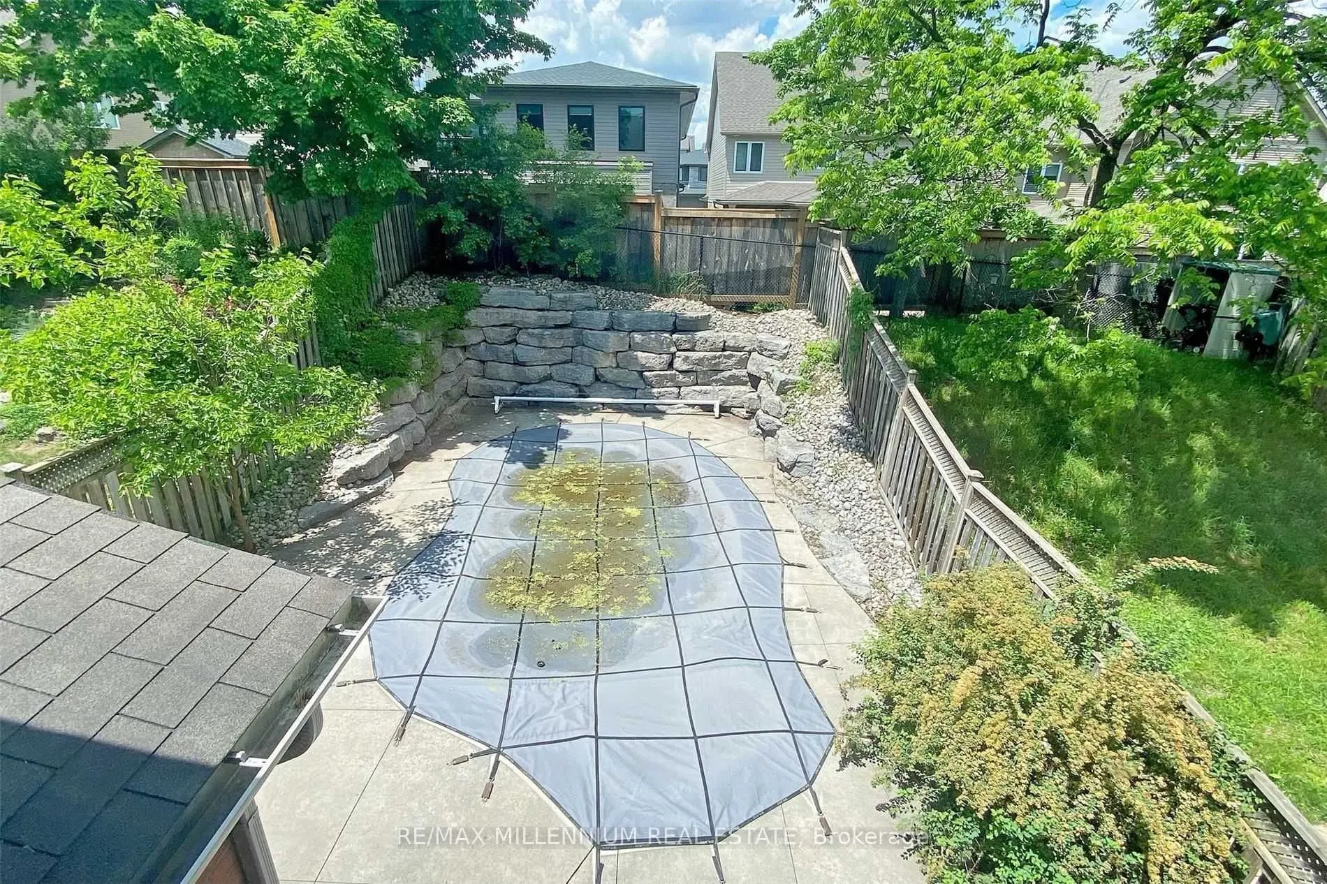 17 Darnell Road