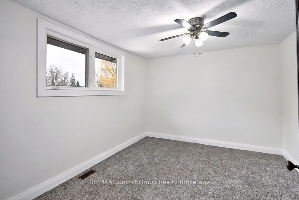 151 Main Street E