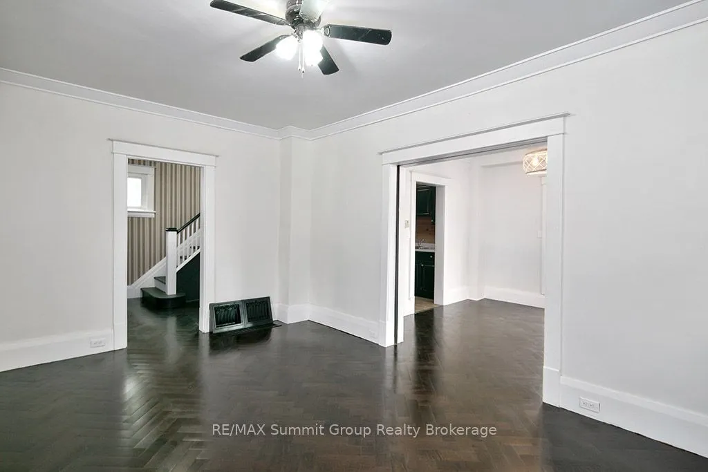 151 Main Street E