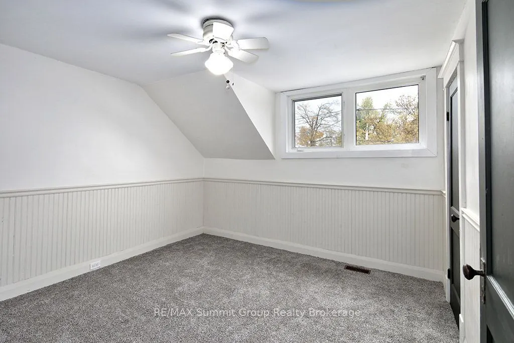 151 Main Street E