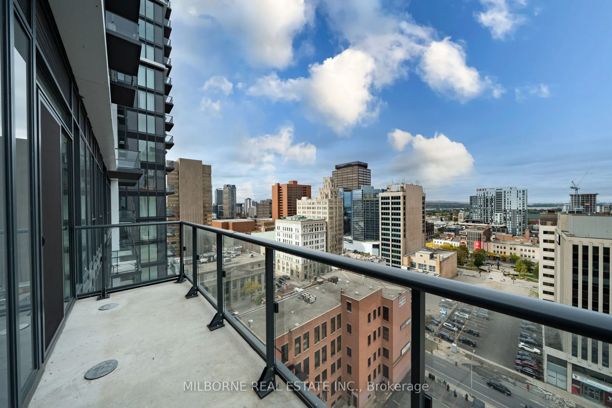 75 James Street S #1511