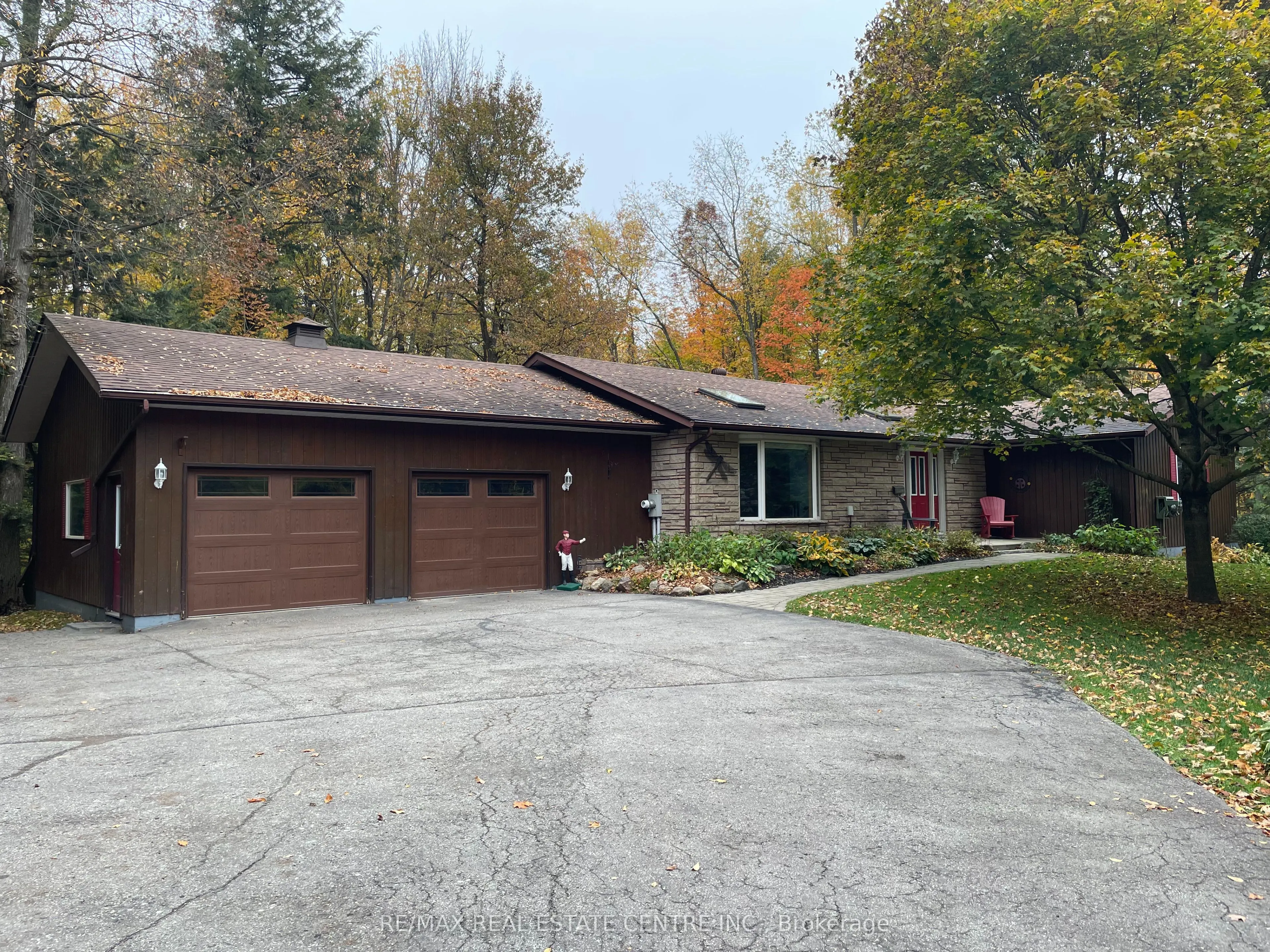 485471 30 Side Road