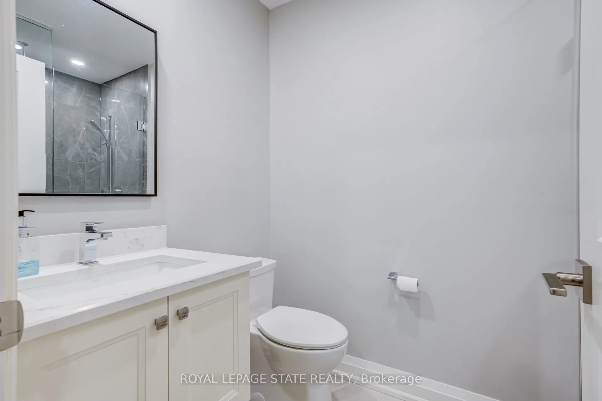 502 Barton Street #27