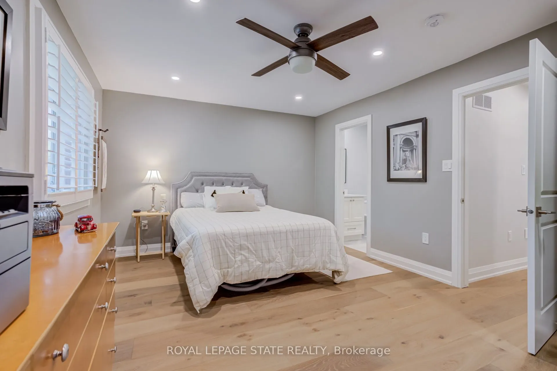 502 Barton Street #27