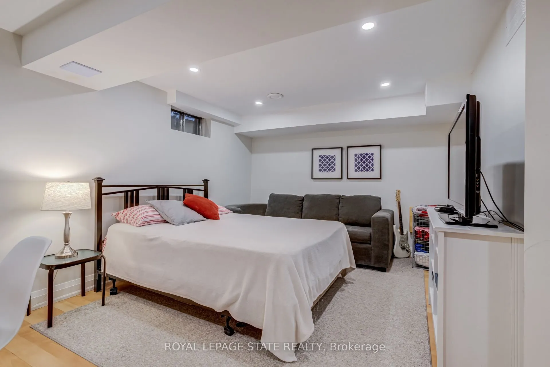 502 Barton Street #27