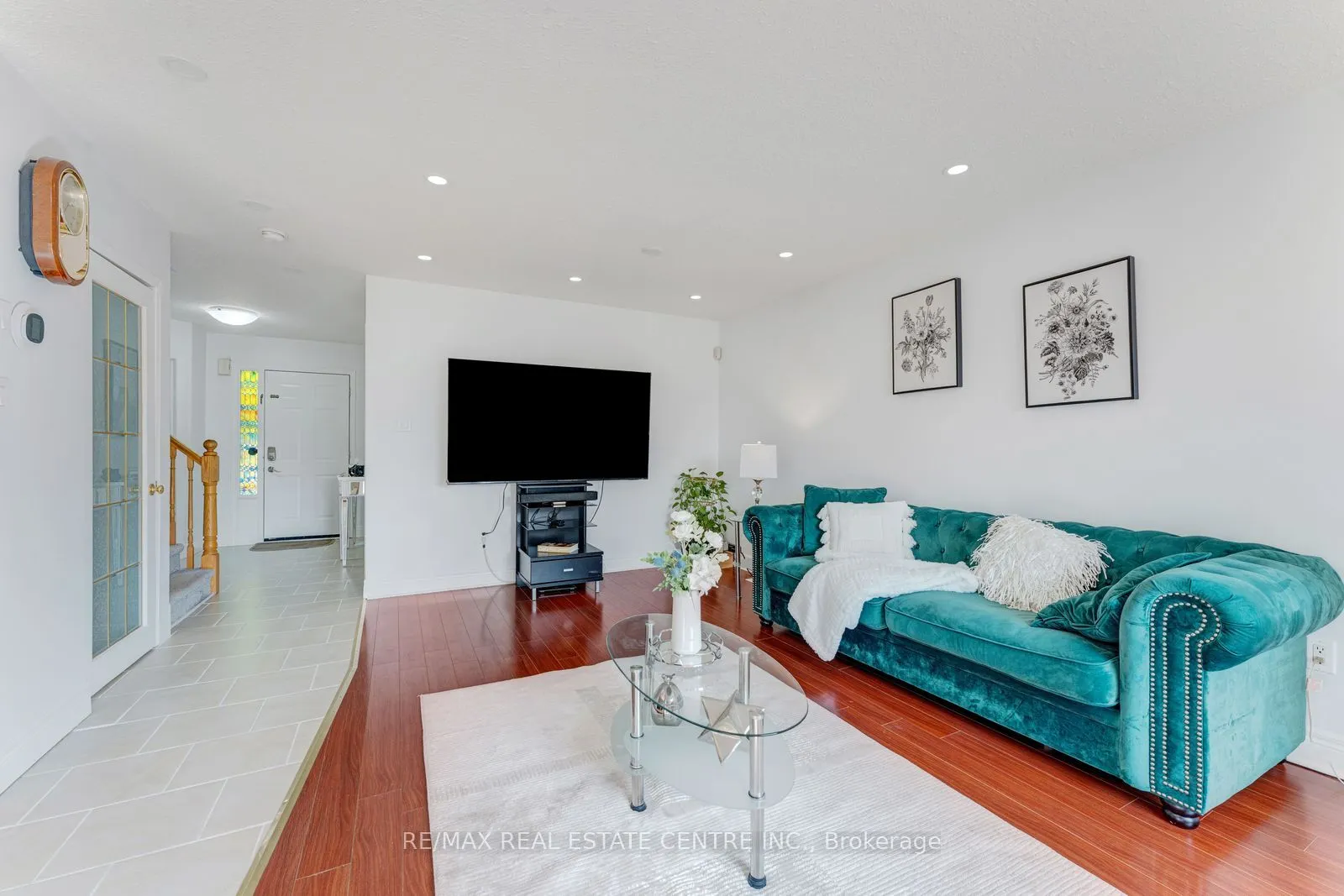 52 Crawford Crescent