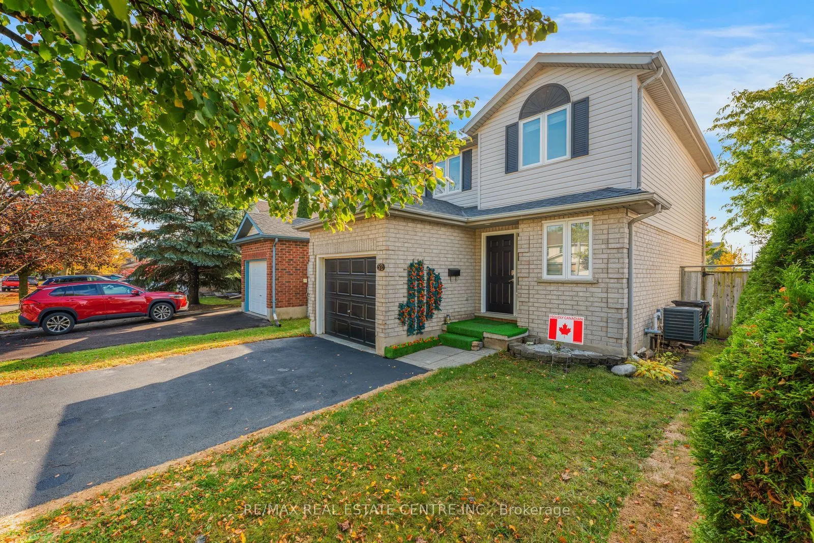 52 Crawford Crescent