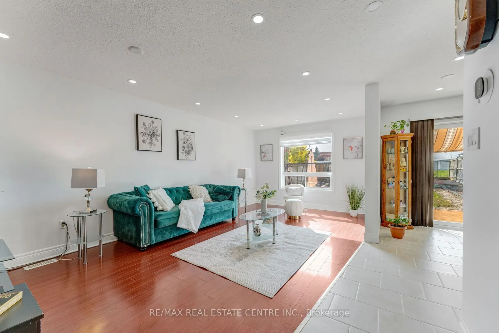 52 Crawford Crescent