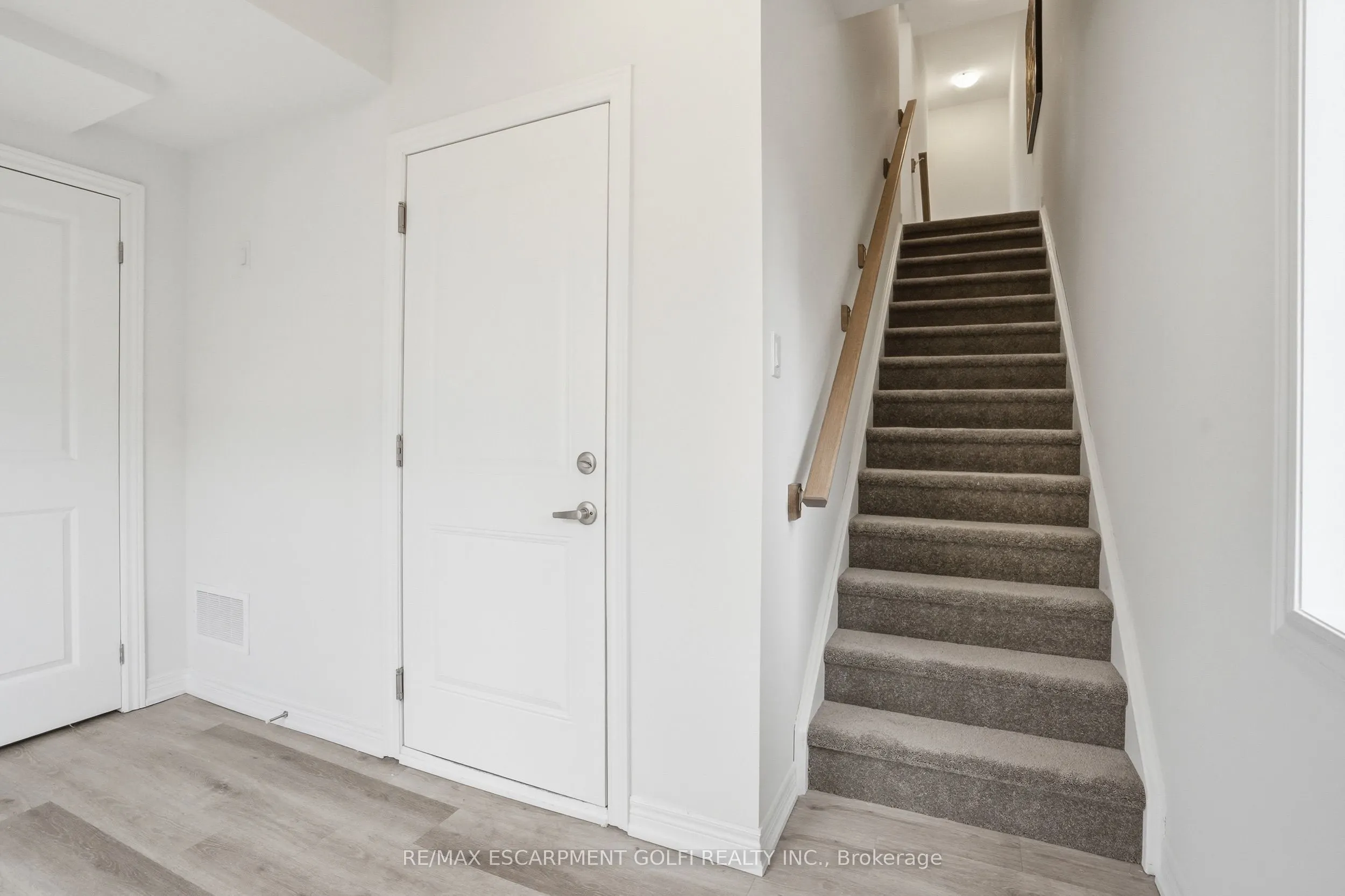 32 Radison Lane #14
