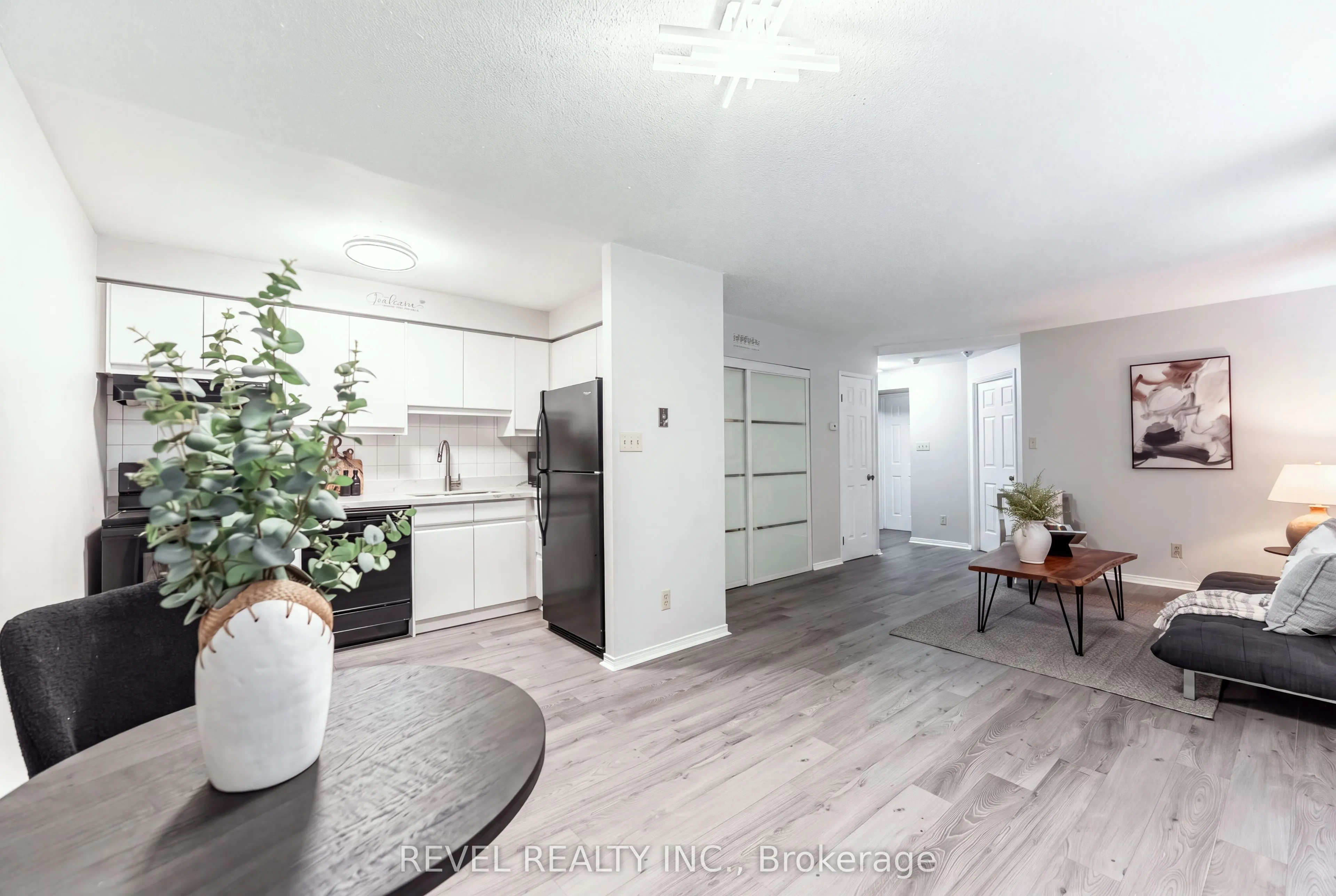36 James Street S #303