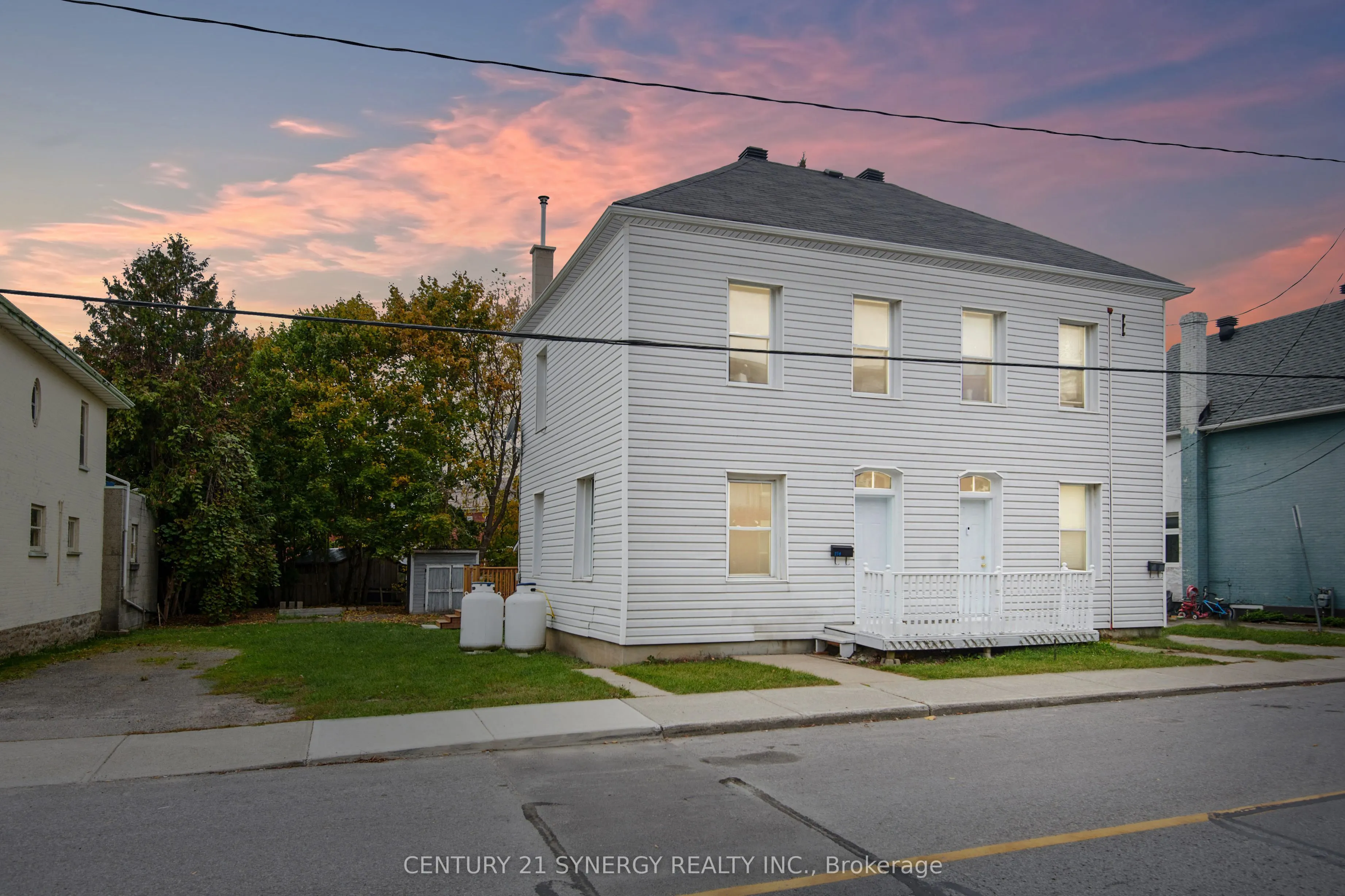 154-156 Beckwith Street