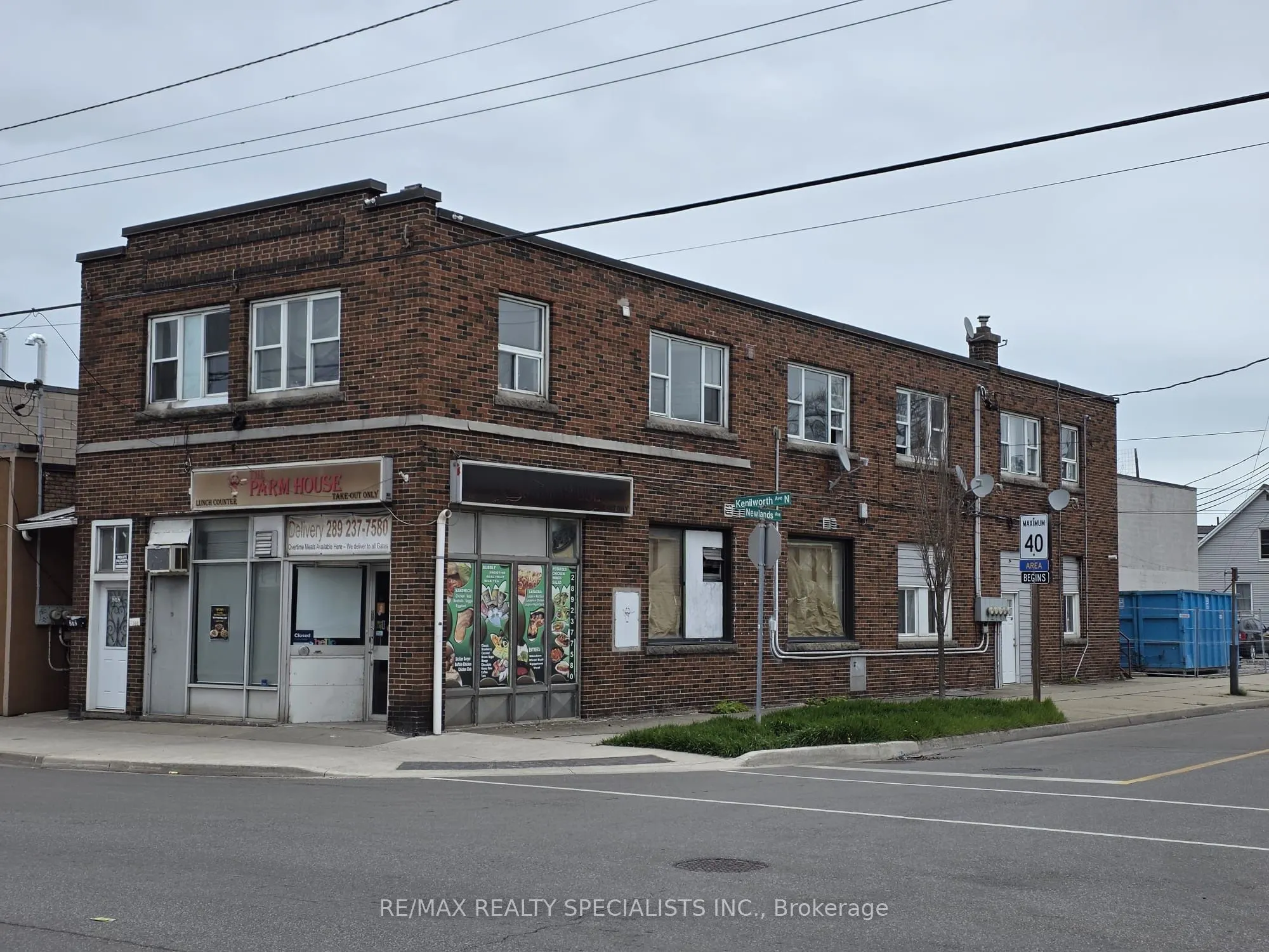 272 Kenilworth Avenue N