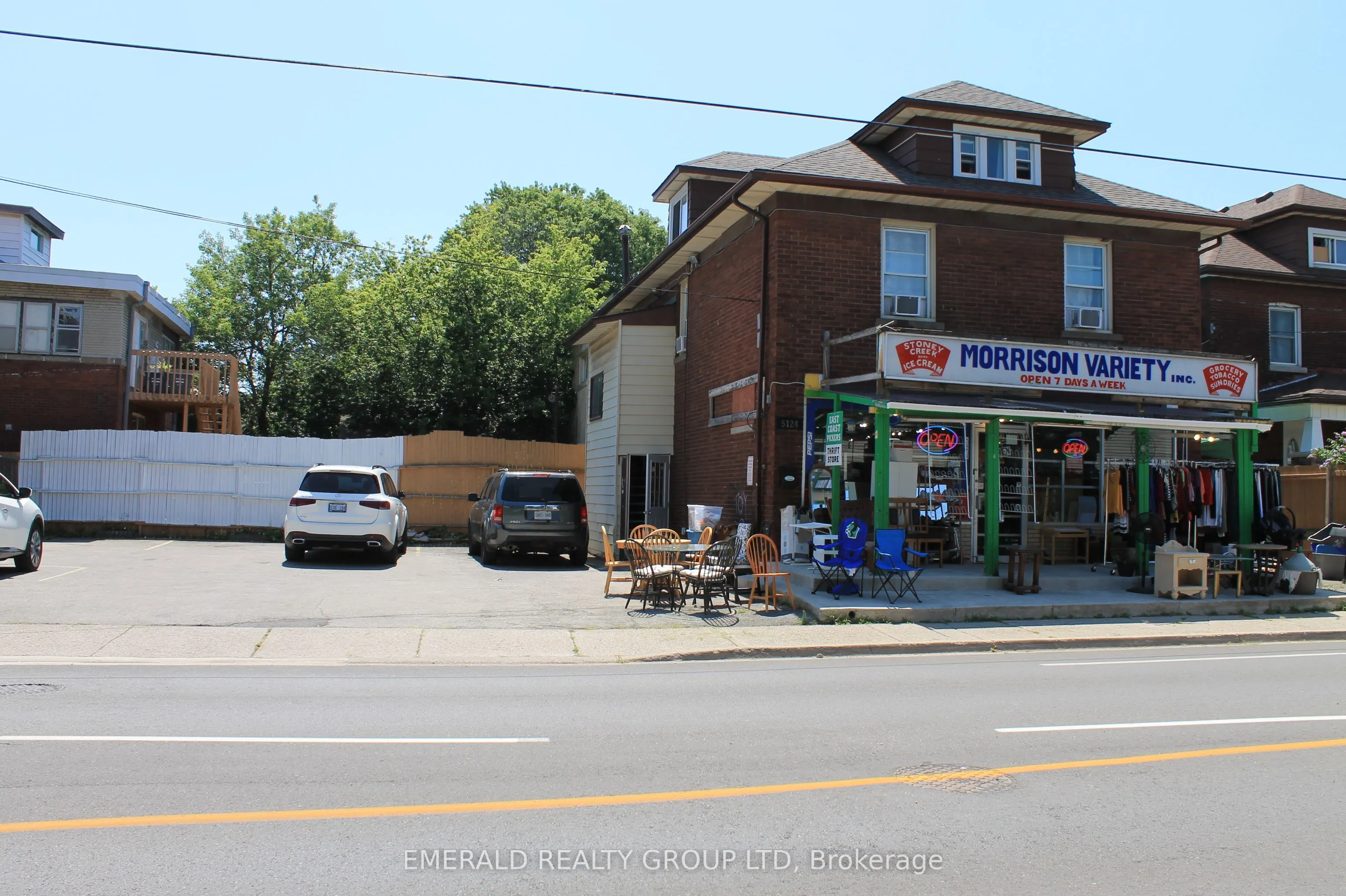 5124 Morrison Street #Main Floor