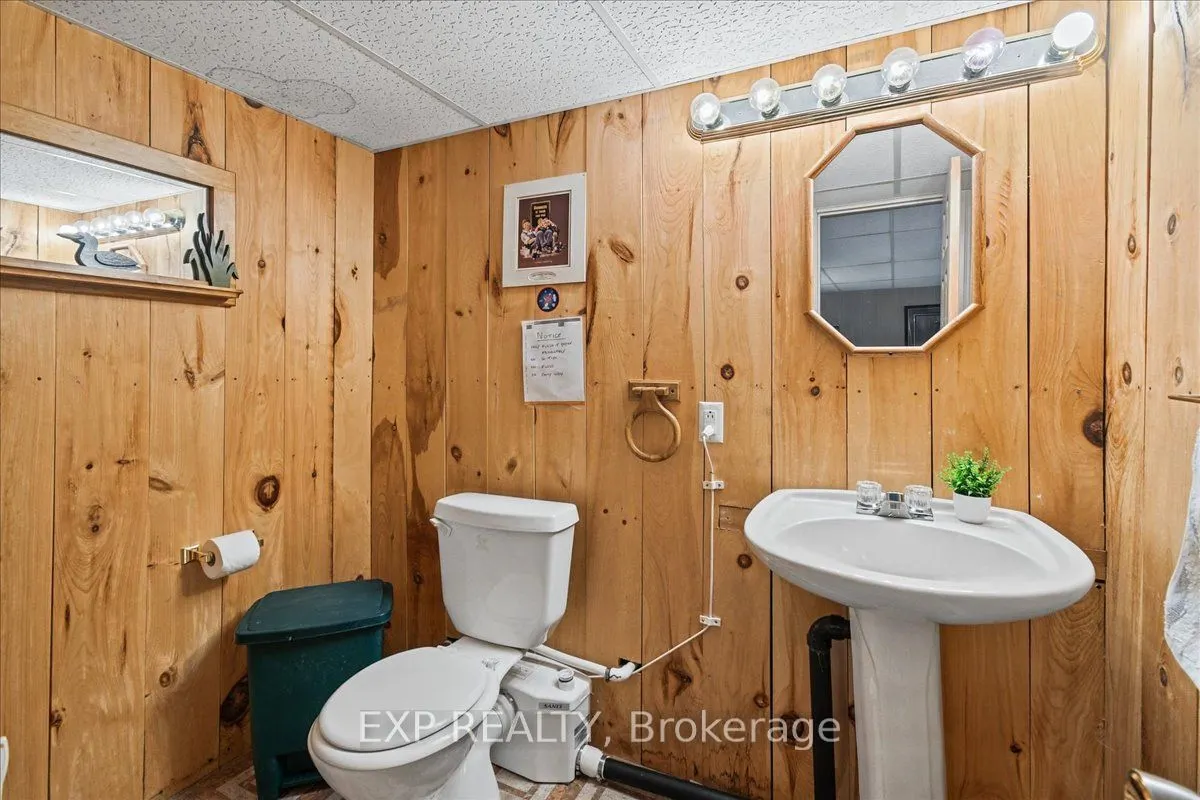 56 Gilmour Point Road