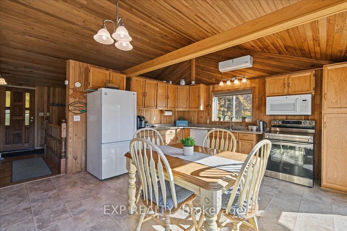 56 Gilmour Point Road