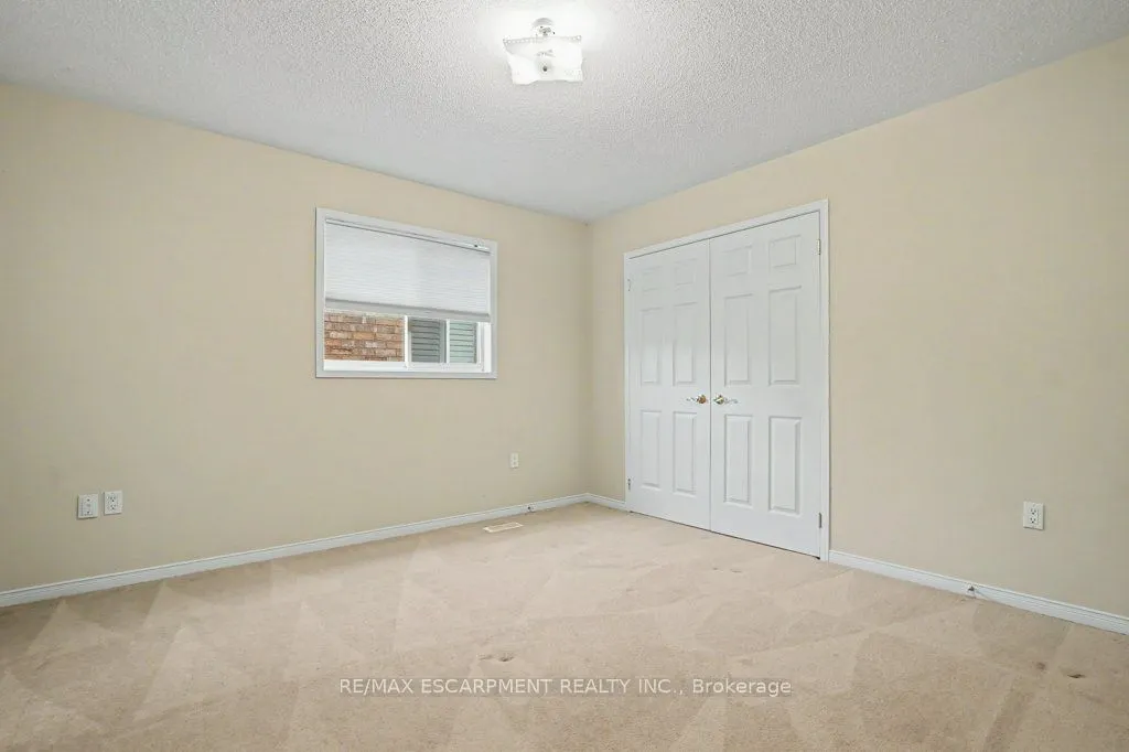 172 VALMONT Court