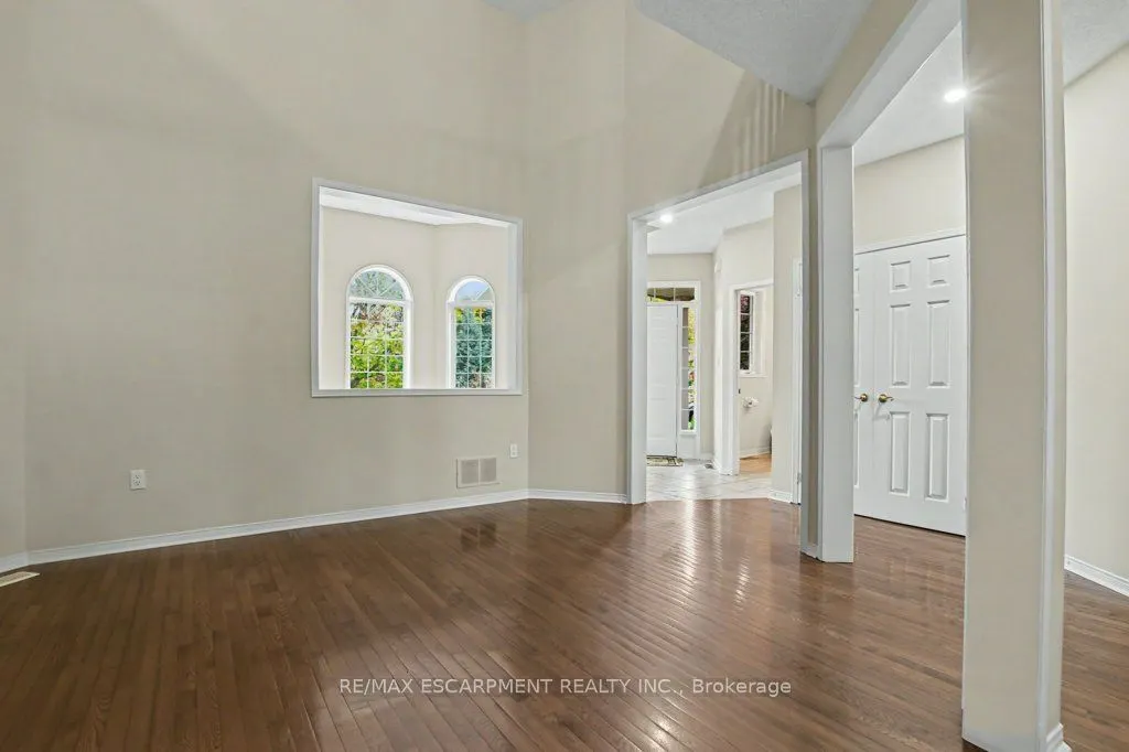 172 VALMONT Court