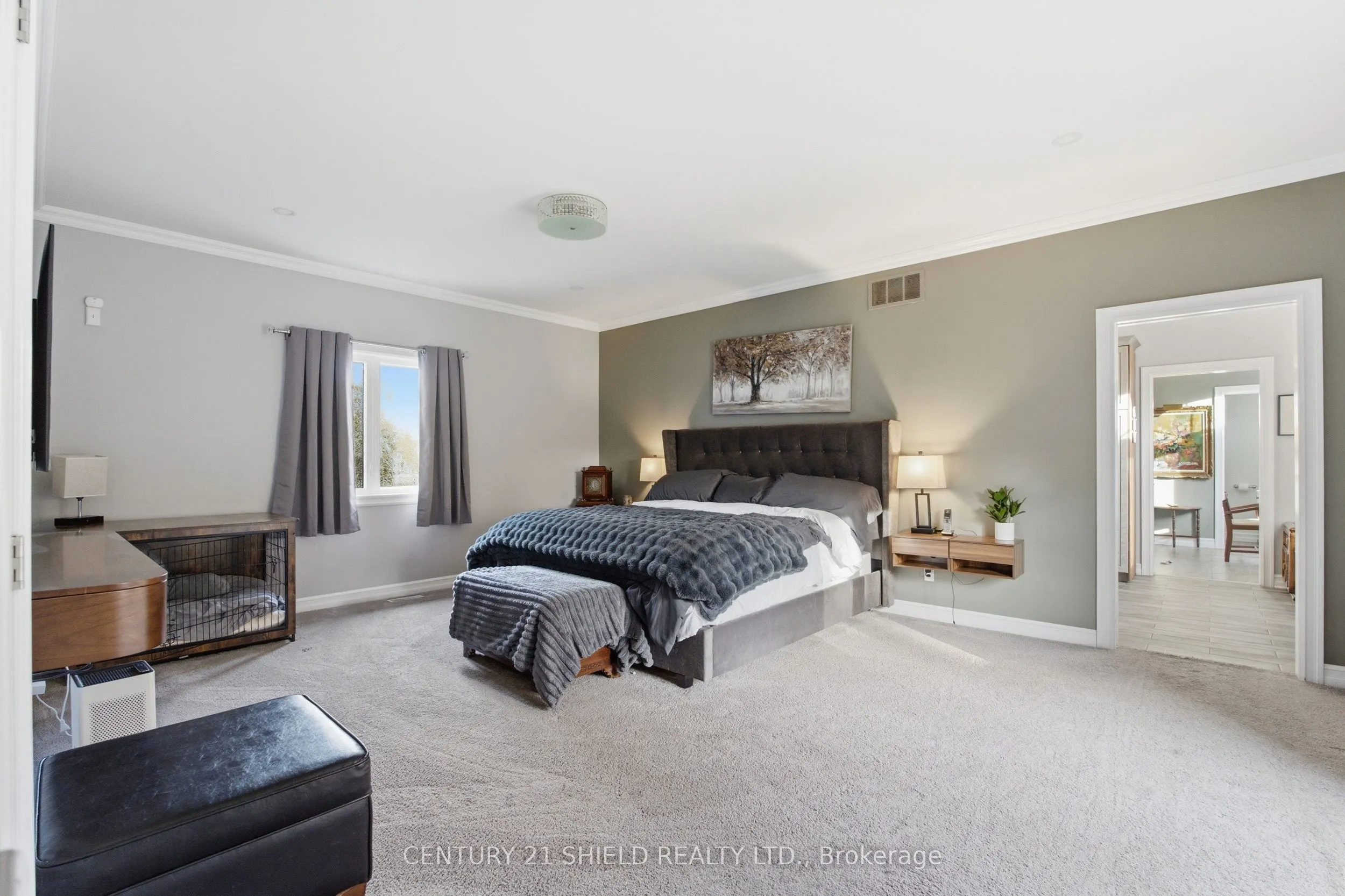 3822 LAKESIDE Drive