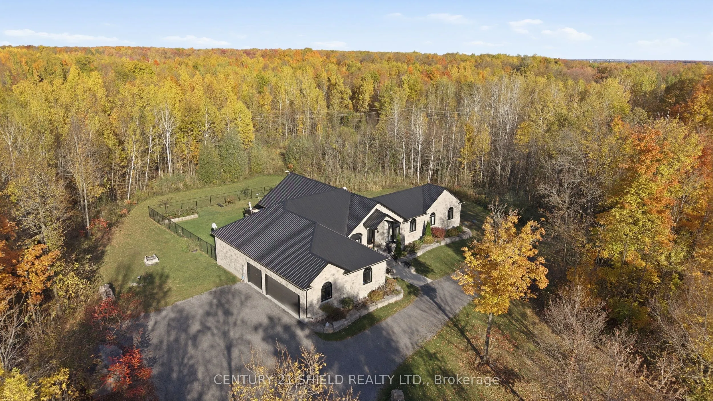 3822 LAKESIDE Drive