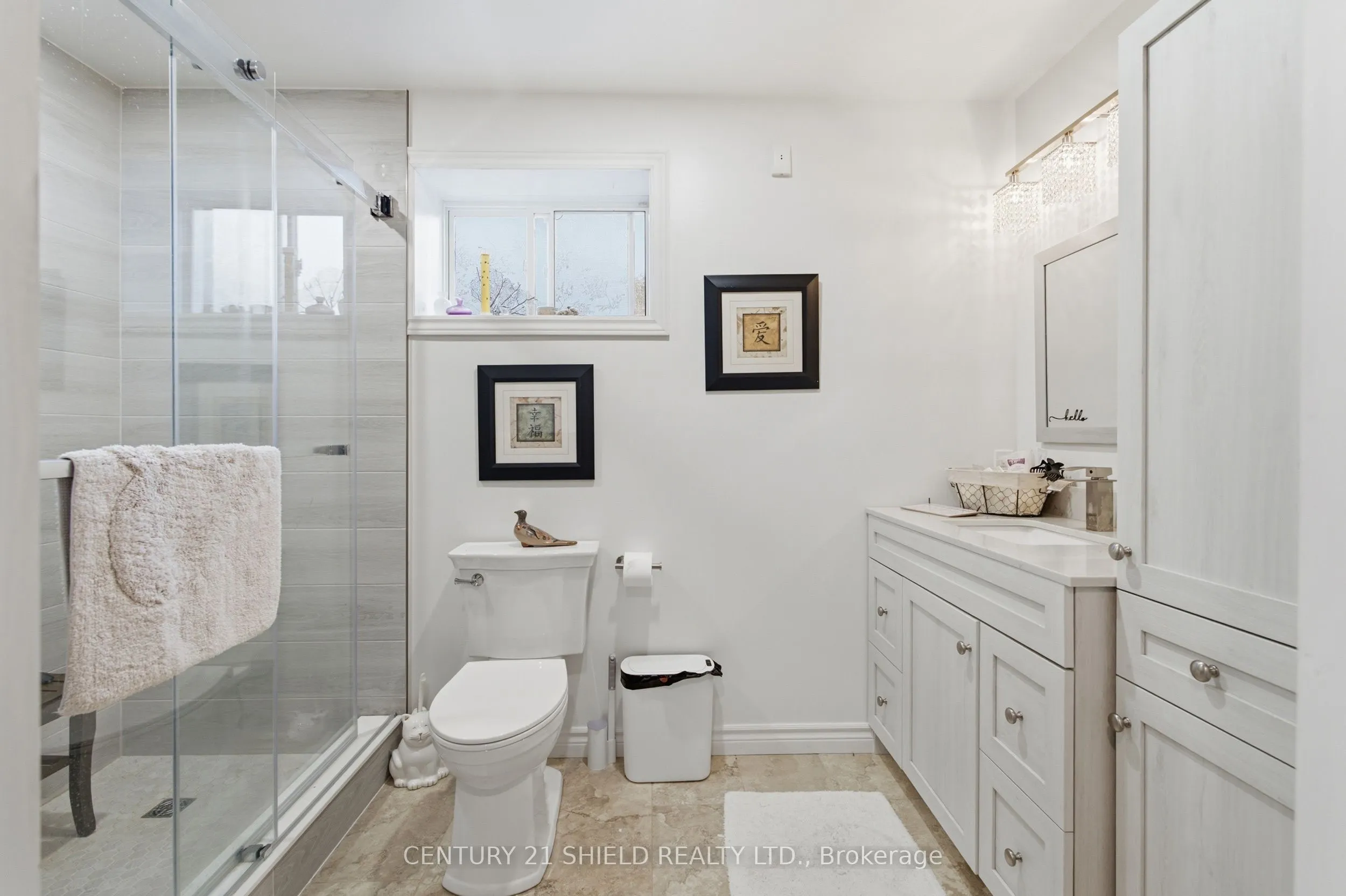 3822 LAKESIDE Drive