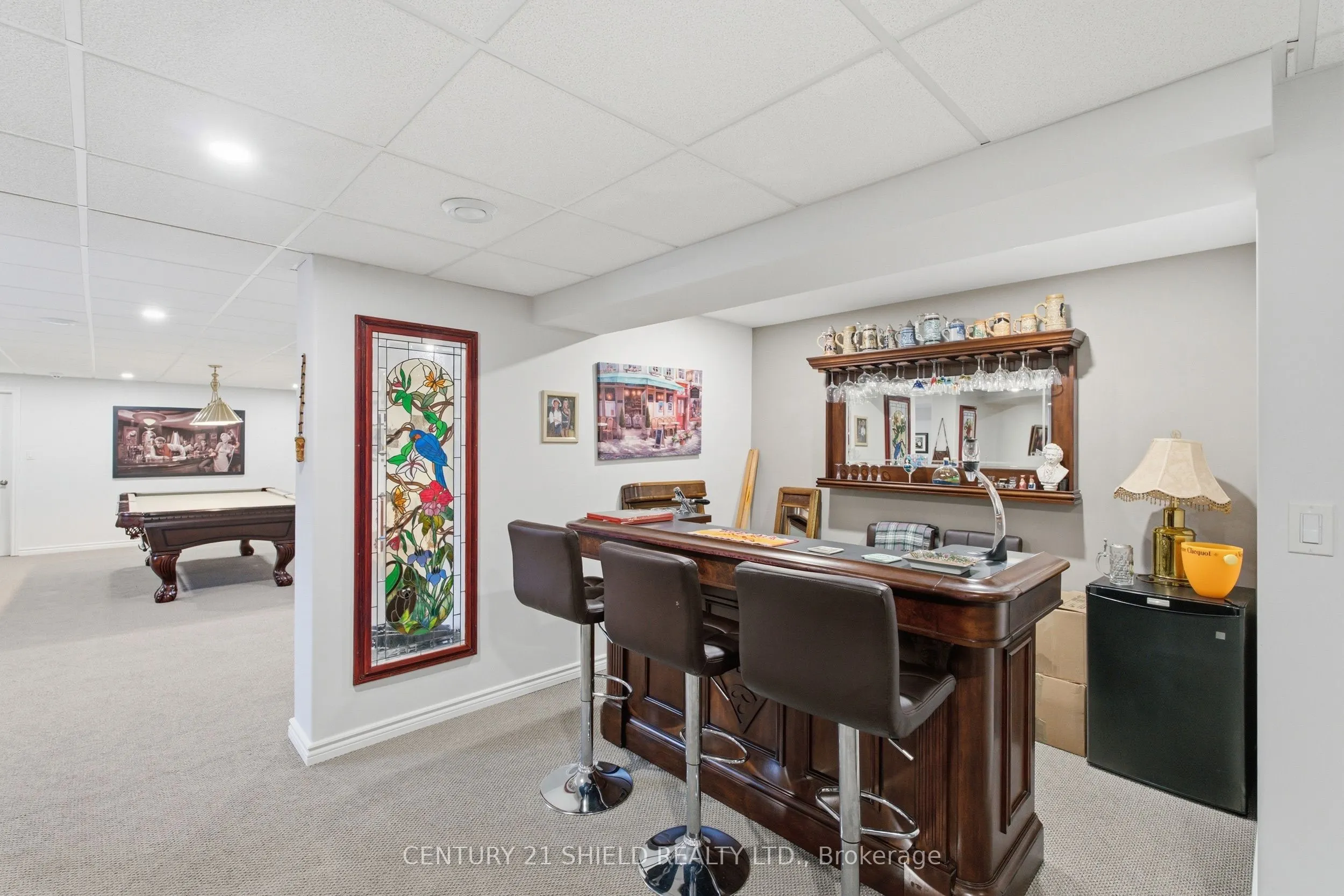 3822 LAKESIDE Drive