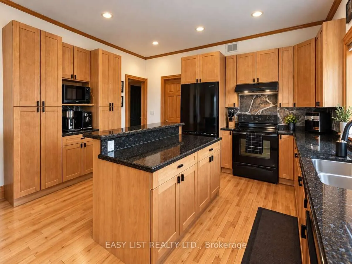 1215 Golden Beach Road