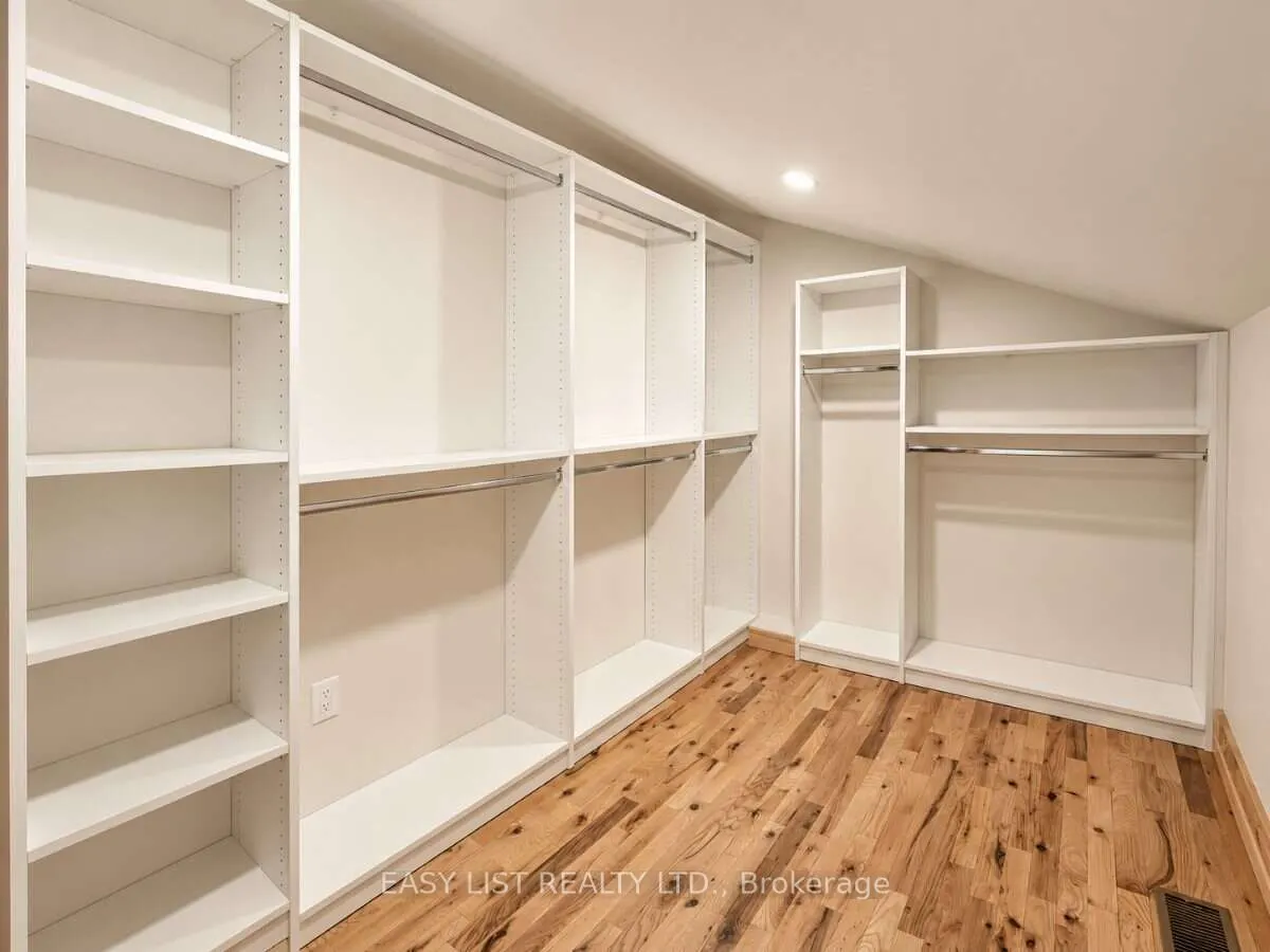 1215 Golden Beach Road