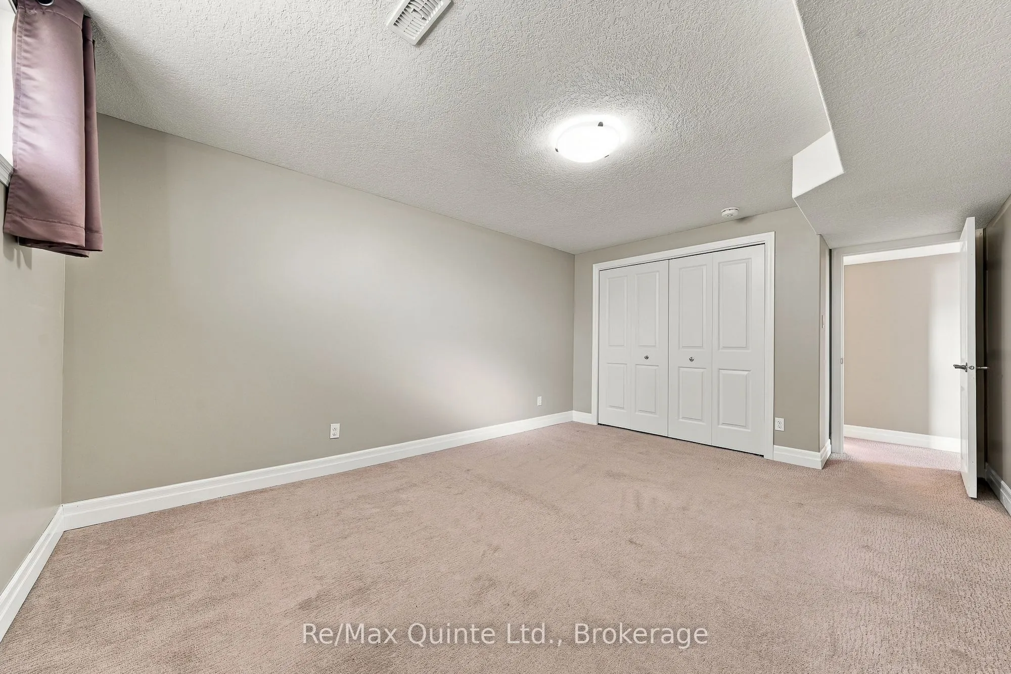 32 Cortland Crescent