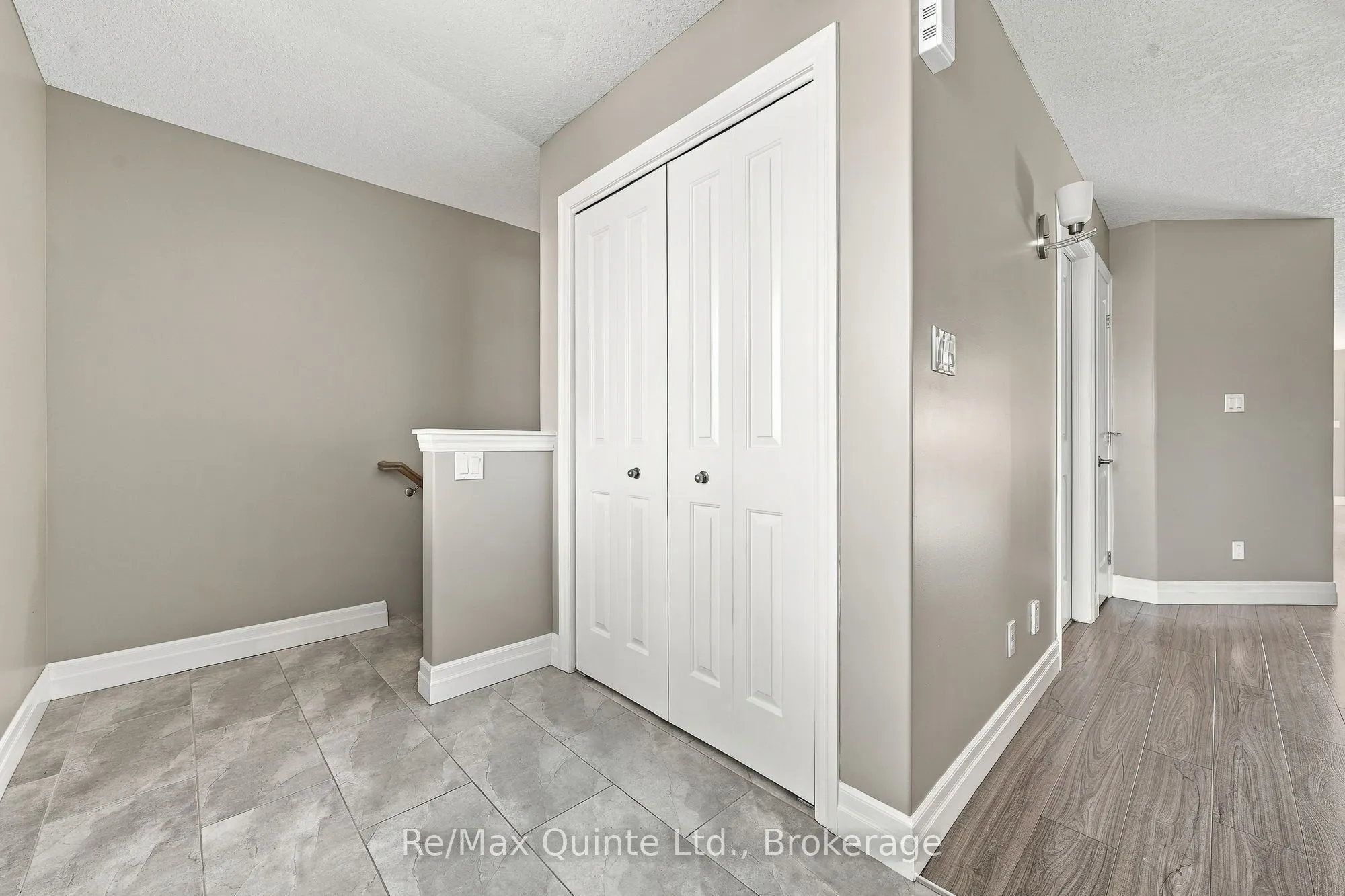 32 Cortland Crescent