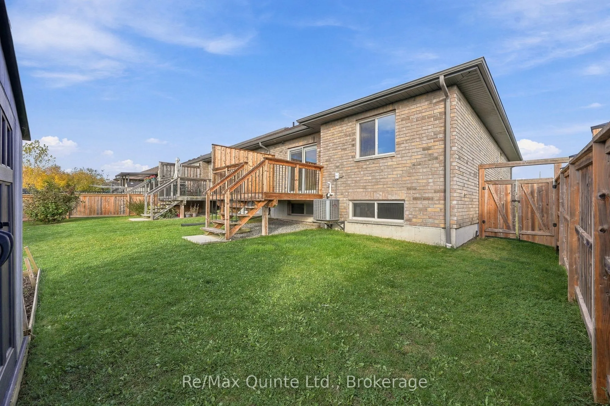 32 Cortland Crescent