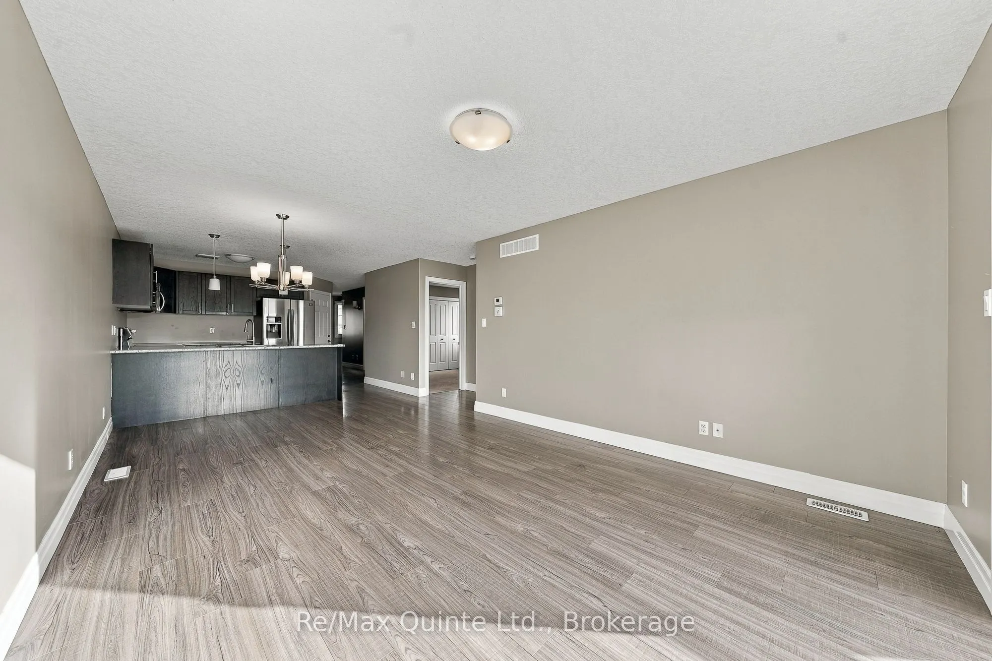 32 Cortland Crescent