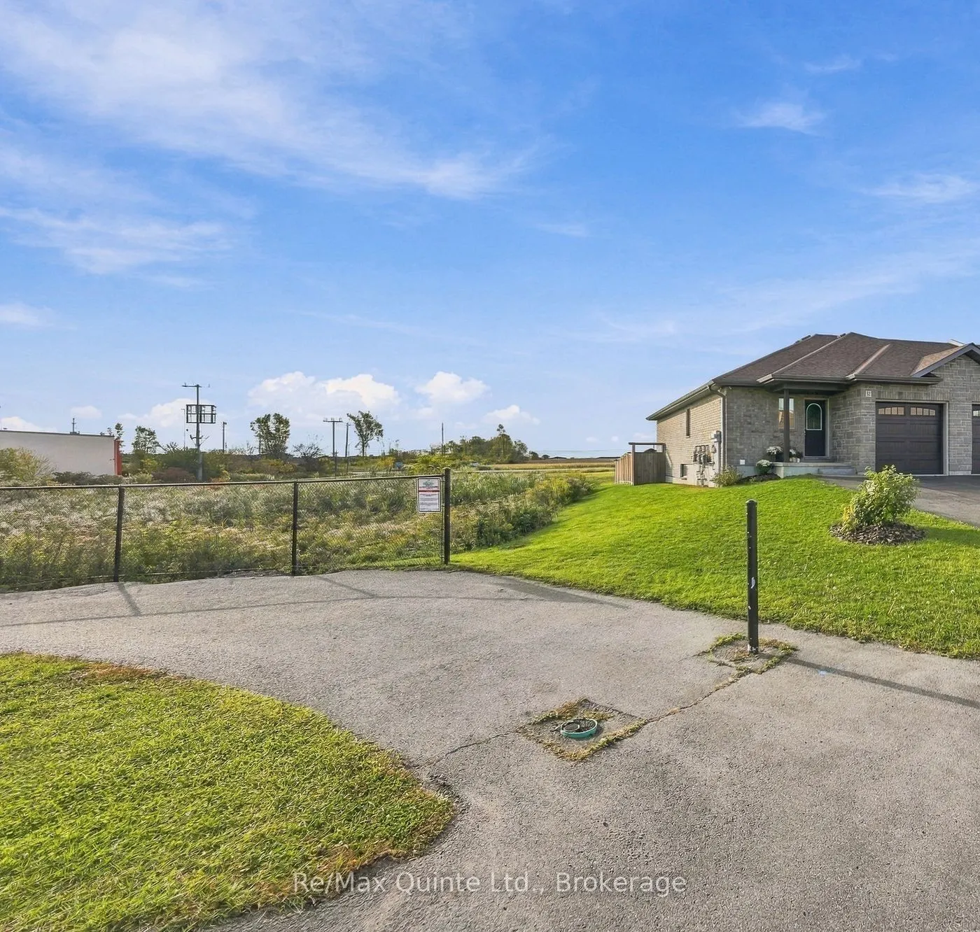 32 Cortland Crescent