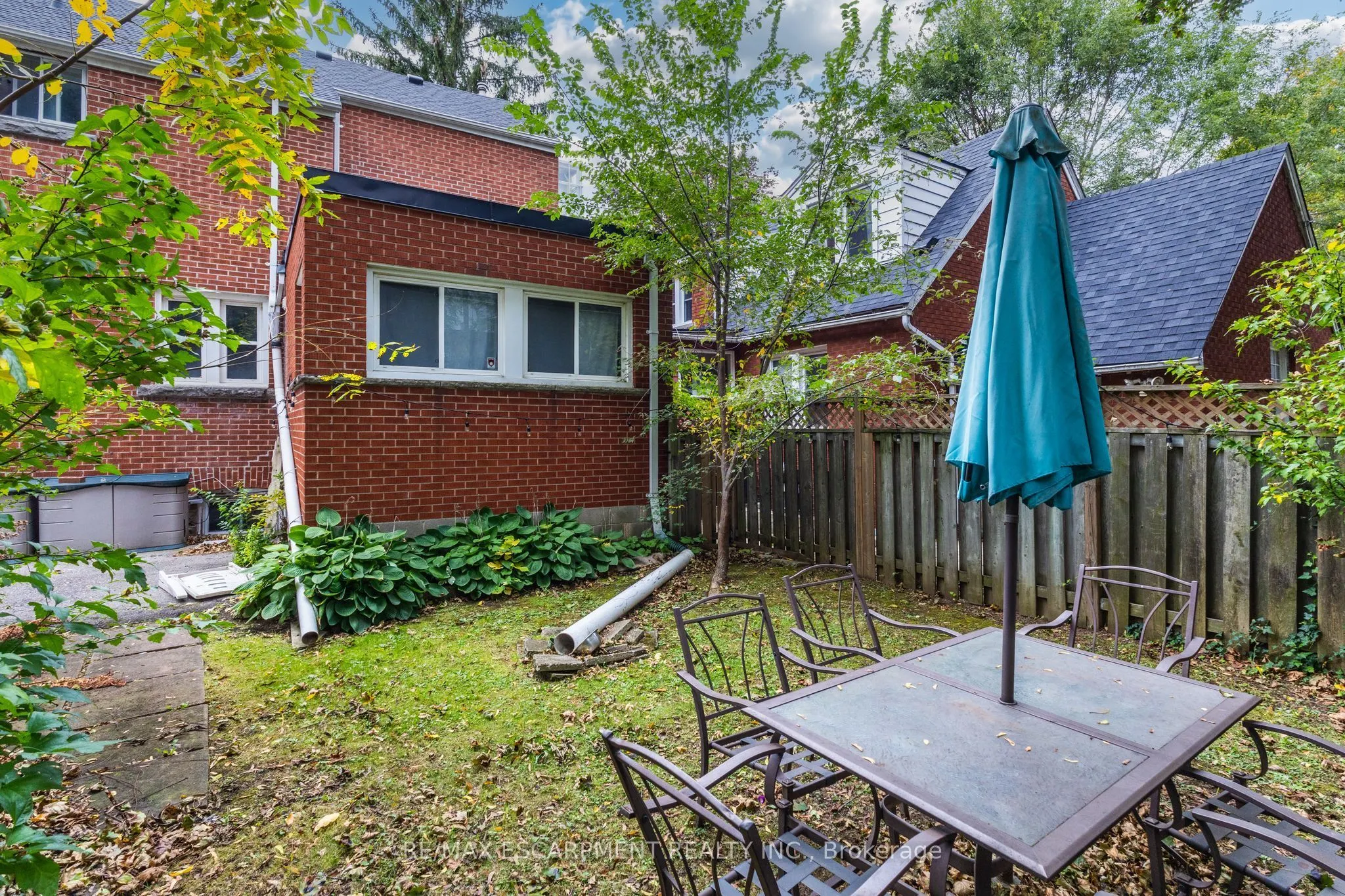 27 Forsyth Avenue S