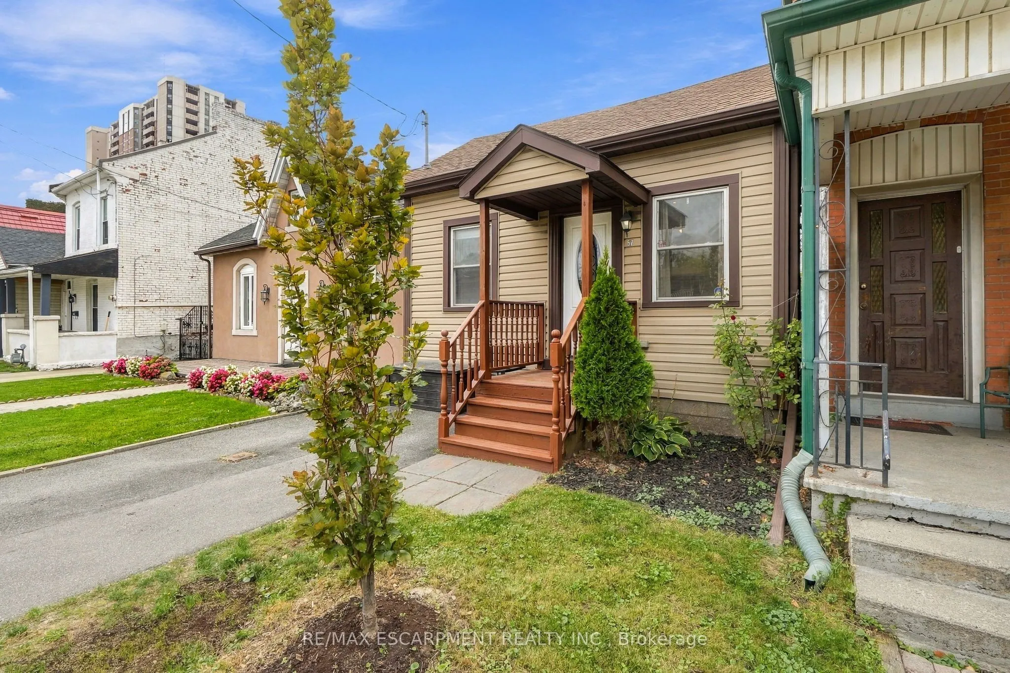 57 Tisdale Street N