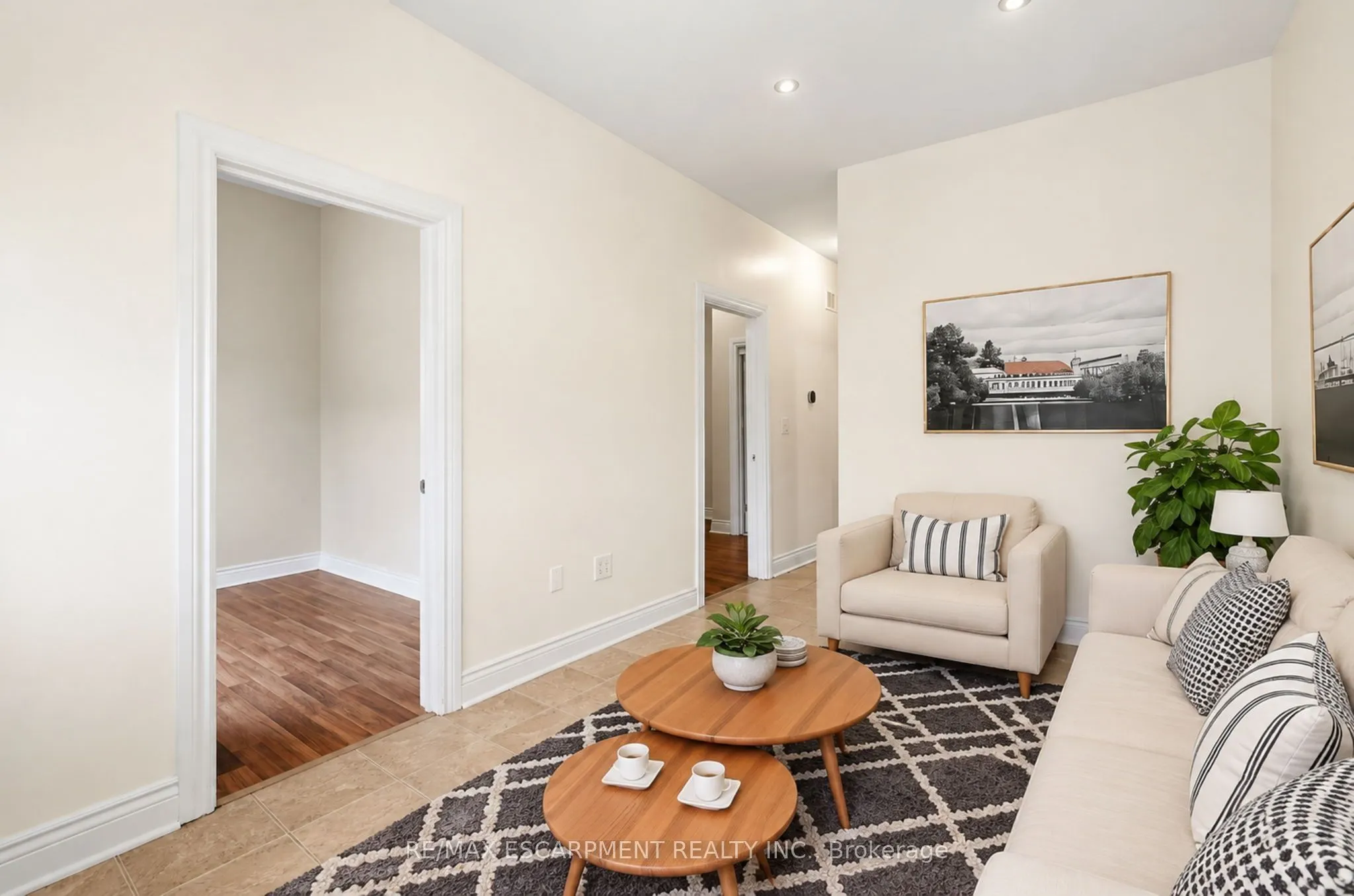 57 Tisdale Street N