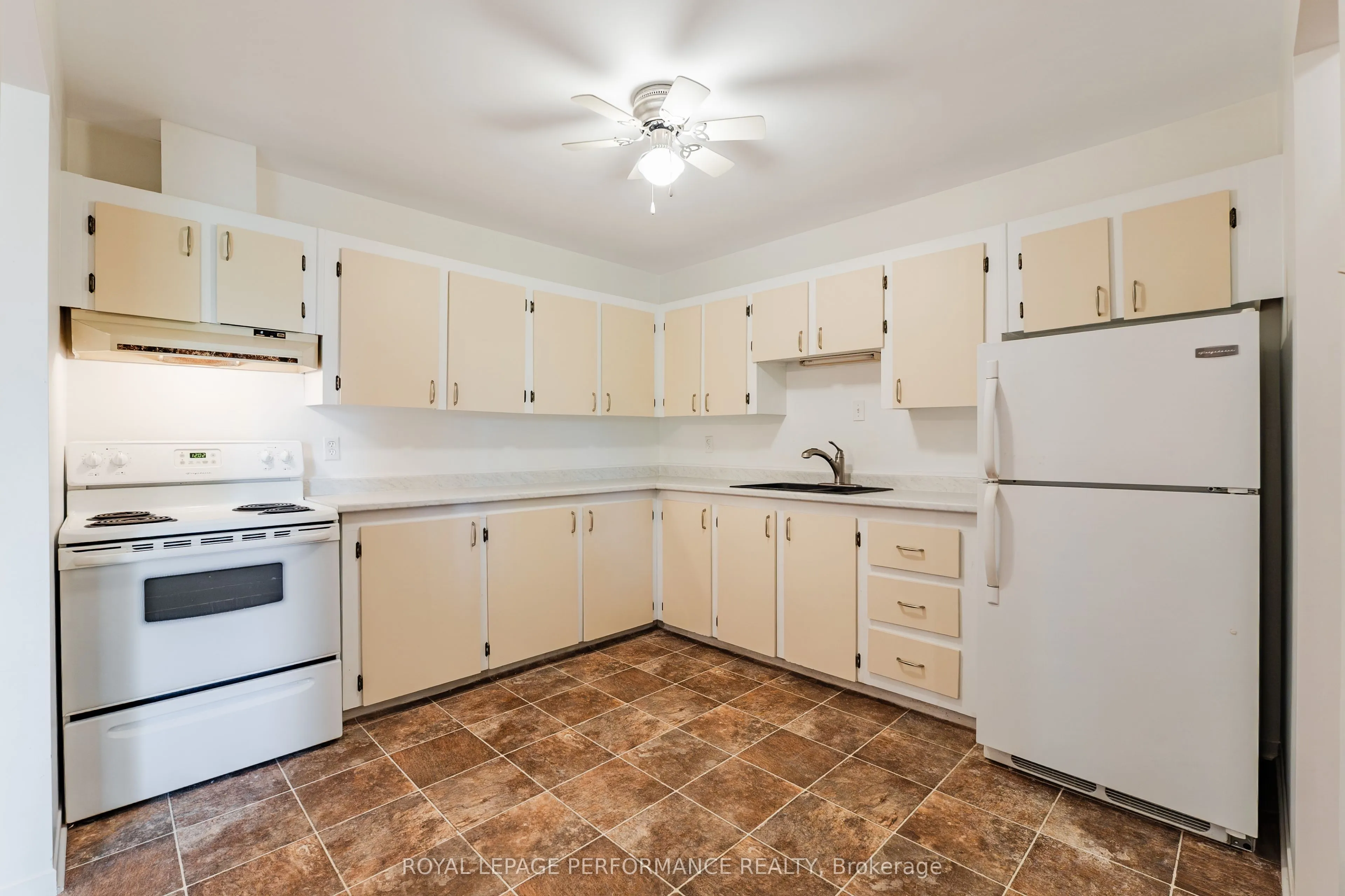 220 Kenyon Street #210